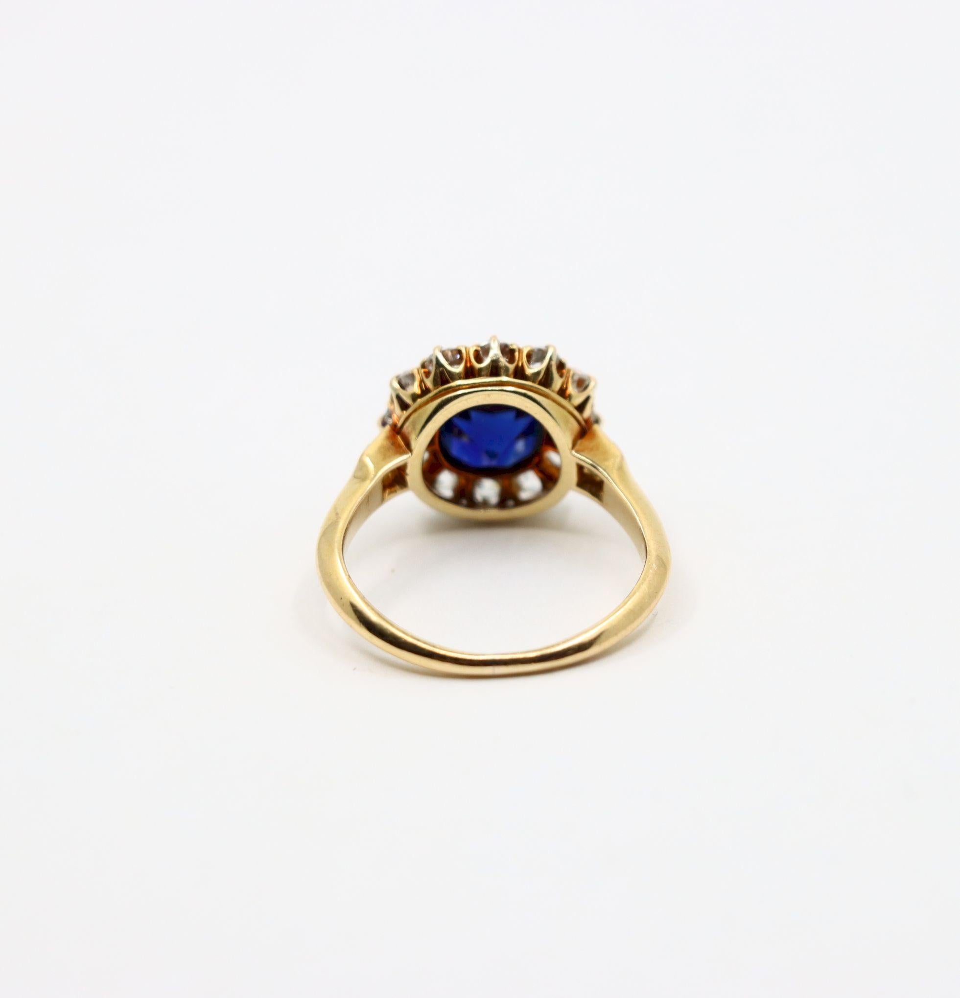 Anello vintage con zaffiro e diamante in oro 18 carati in vendita 2
