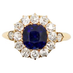 Vintage 18K Gold Diamond Sapphire Ring