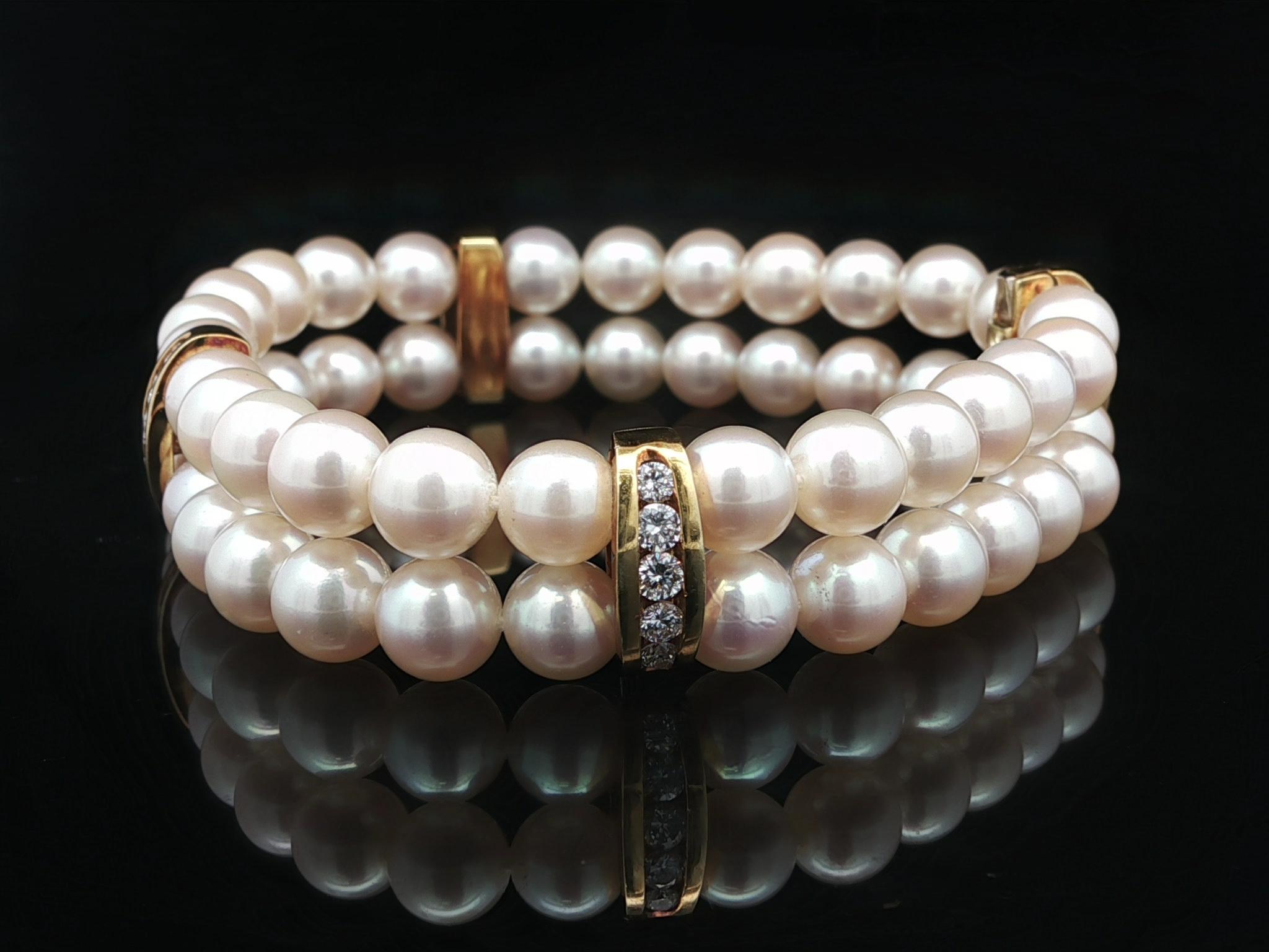 Women's Vintage 18k Gold Diamond Spacers Sections & Clasp Dual Pearl Strand Bracelet For Sale