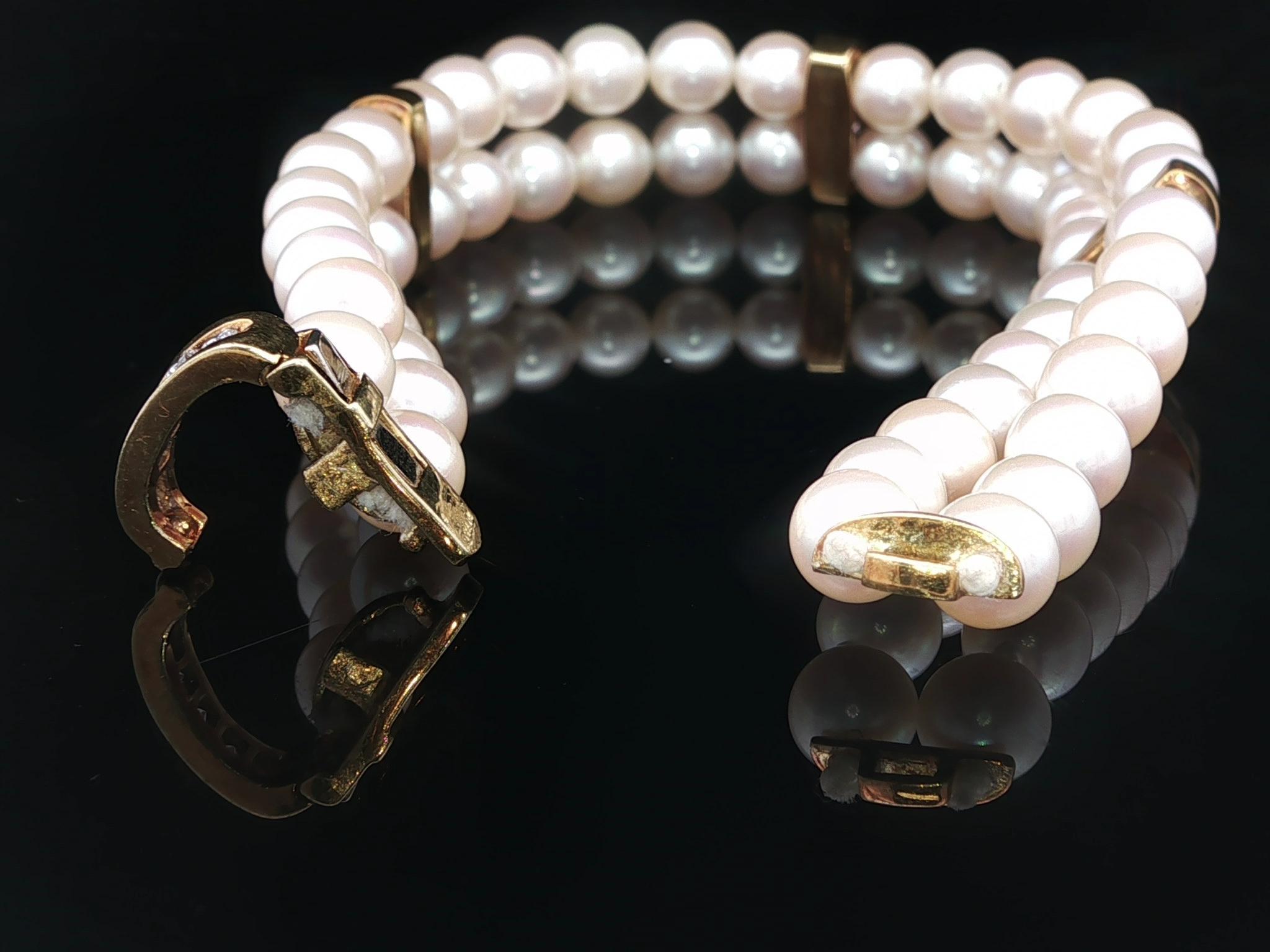 Vintage 18k Gold Diamond Spacers Sections & Clasp Dual Pearl Strand Bracelet For Sale 2