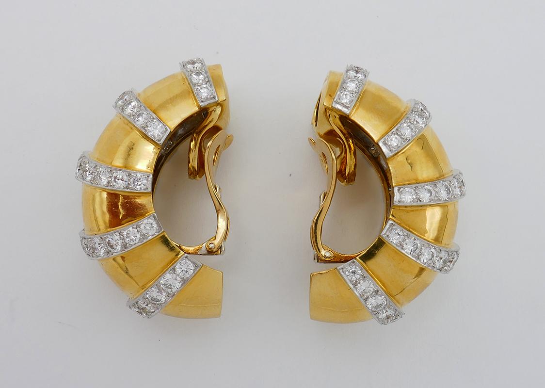 Round Cut Vintage 18k Gold Earrings Hoop Diamond Estate Jewelry