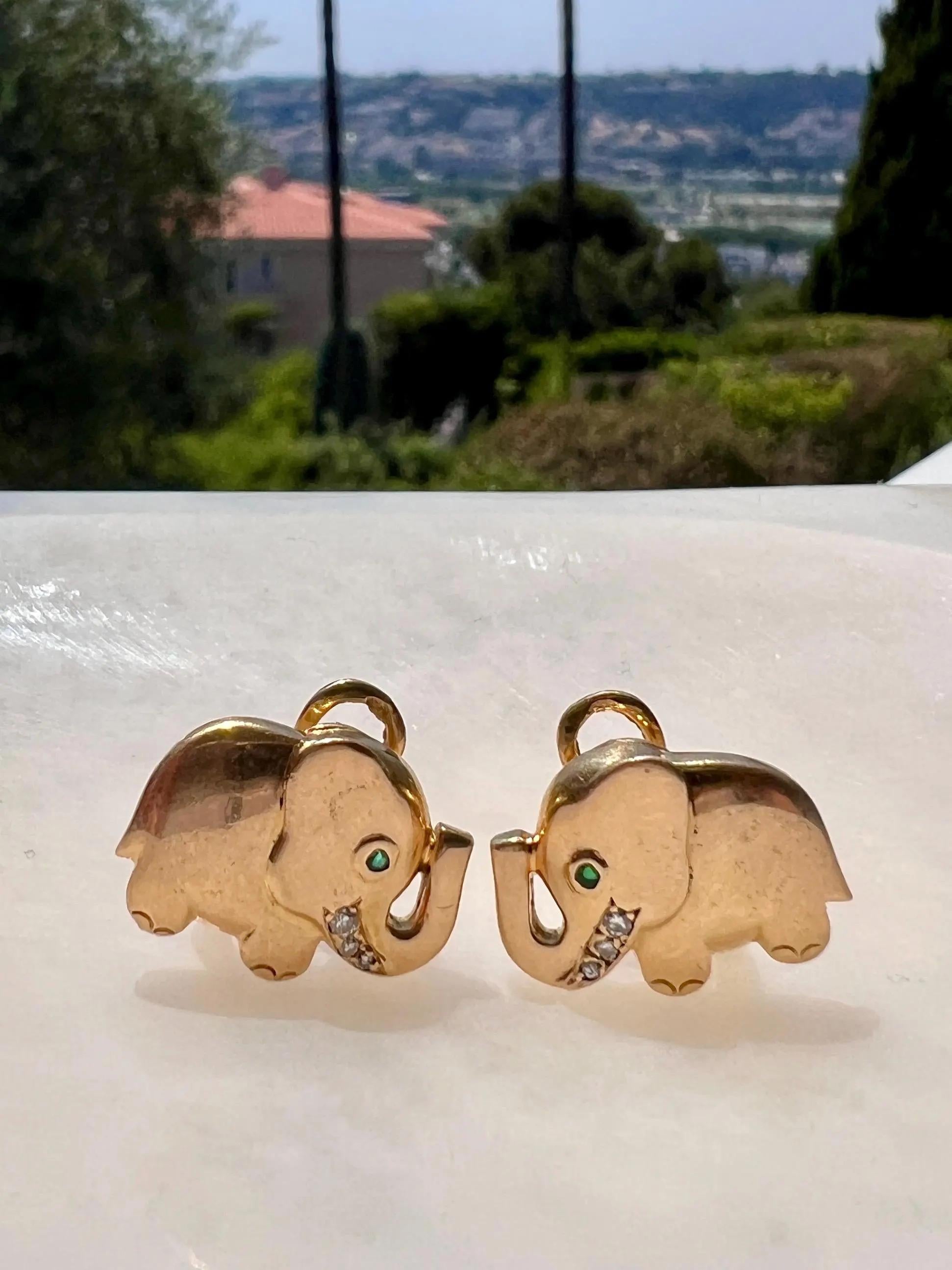 Vintage 18k Gold Elephant Earrings: Emerald Eyes, Diamond Tusks - Oj Perrin im Angebot 2