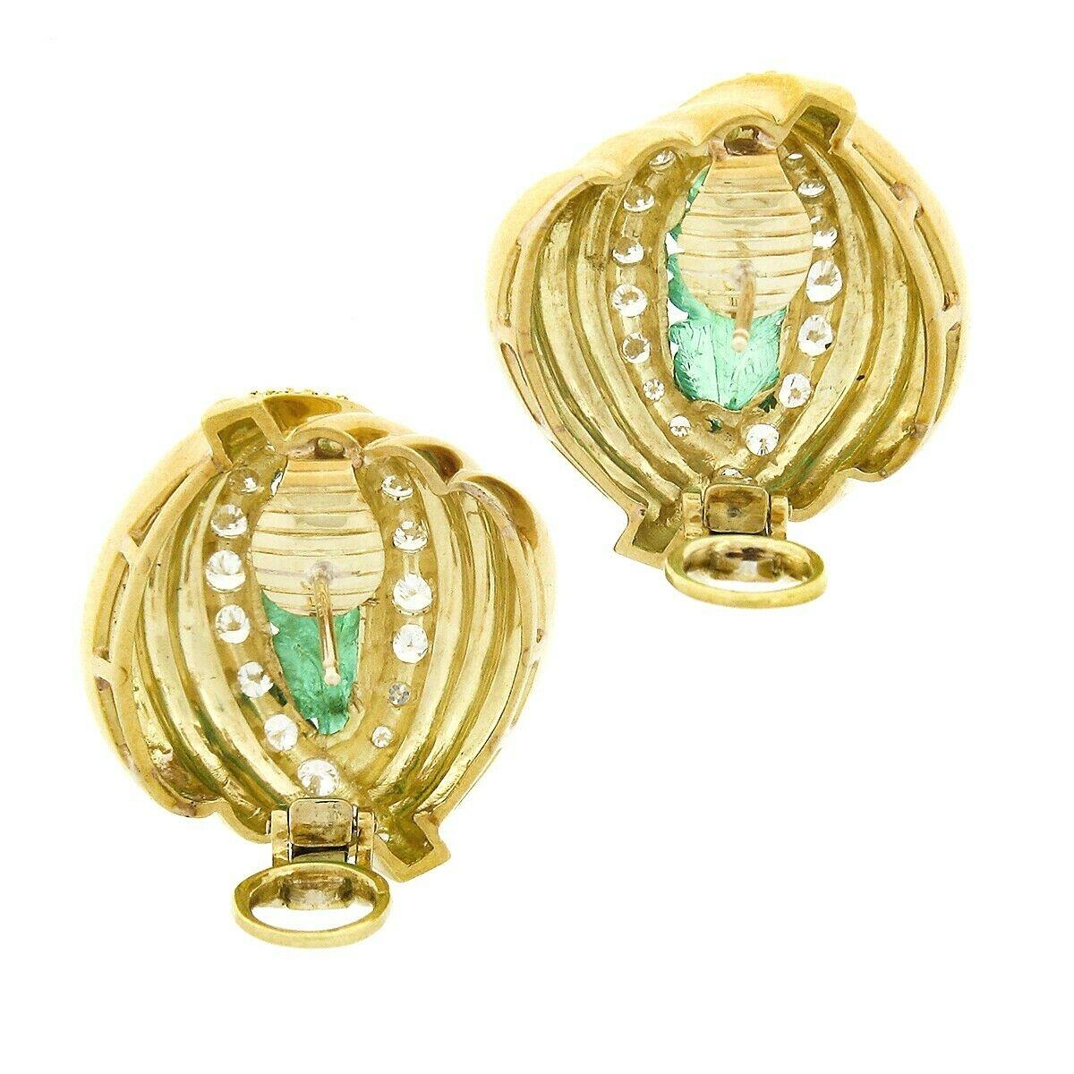 Vintage 18K Gold Emerald Leaf Carved Pave Diamond Domed Grooved Button Earrings 1