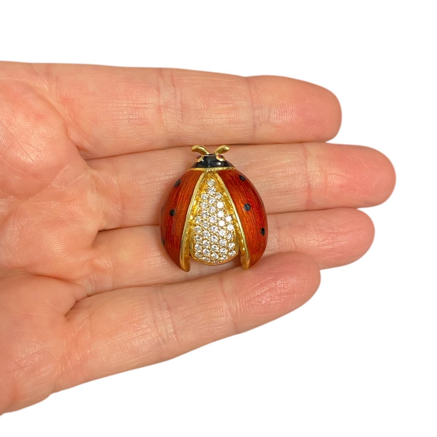 Vintage 18K Gold Enamel And Diamond Ladybug Brooch en venta 4