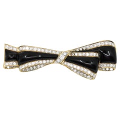 Vintage 18K Gold Enamel Diamond Bow Tie Brooch