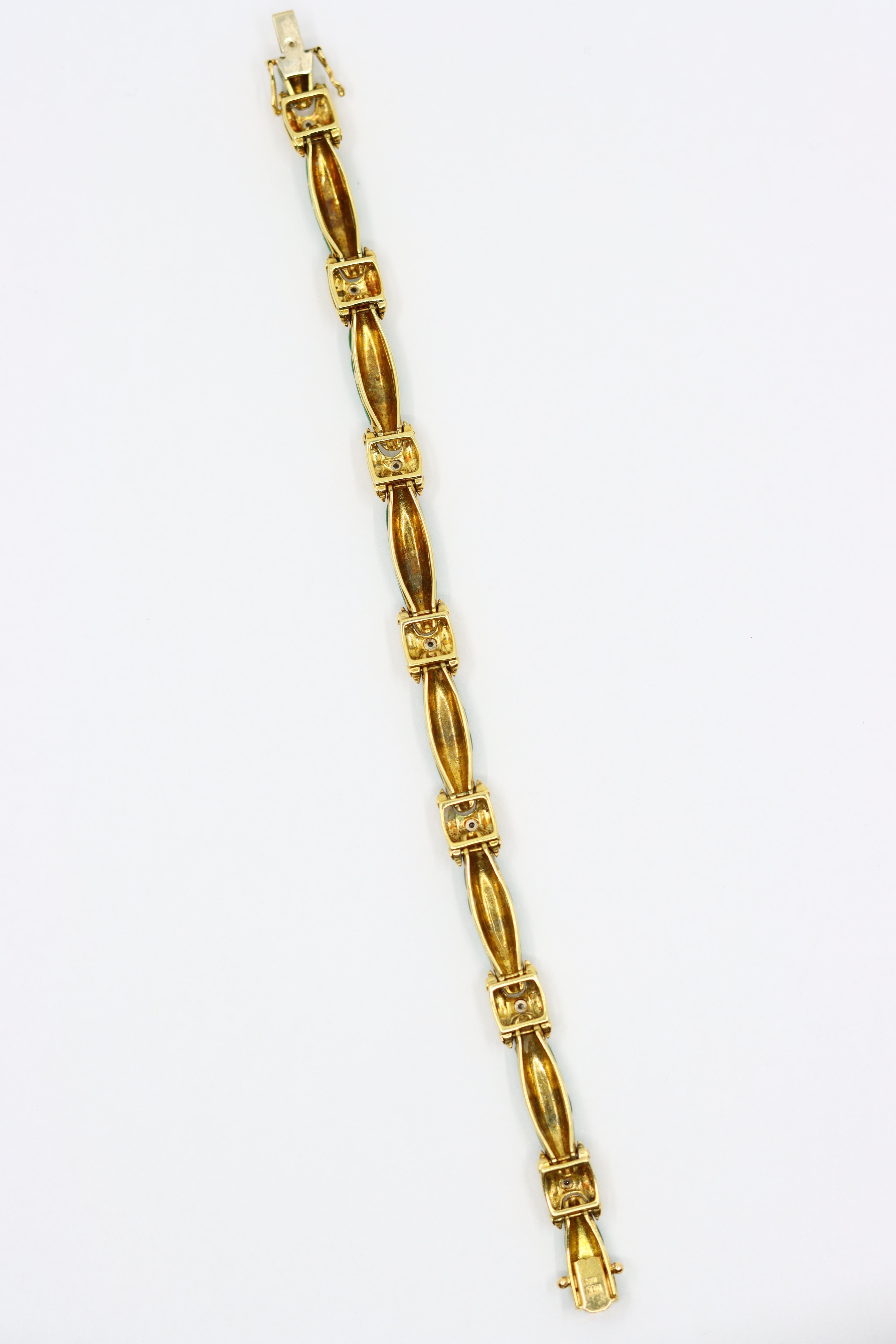 Bracelet vintage en or 18K avec émail et diamants en vente 6