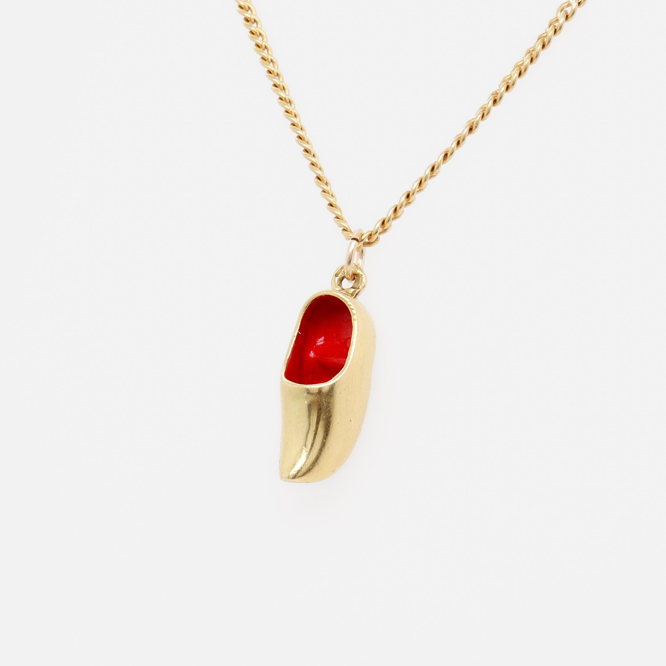 Vintage 18k Gold & Enamel Figural Dutch Clog or 'Klomp' Charm For Sale 9