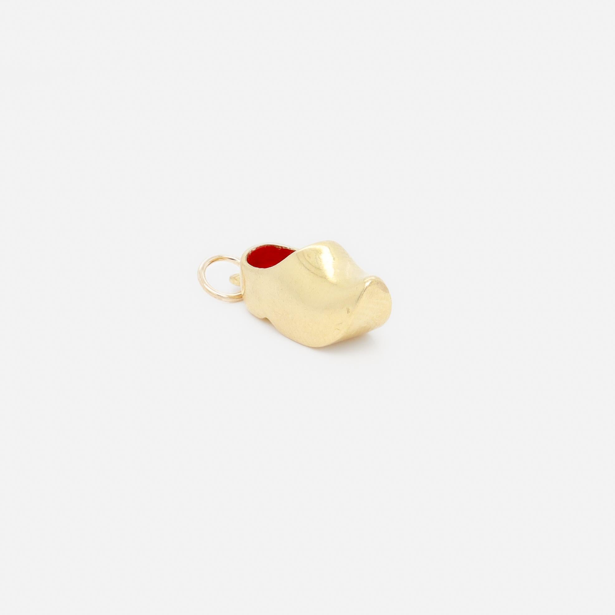 Vintage 18k Gold & Enamel Figural Dutch Clog or 'Klomp' Charm For Sale 3