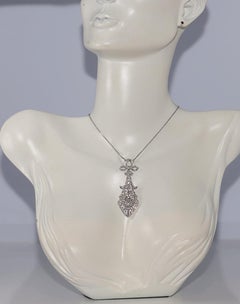 Vintage 18k Gold Estate Natural Diamond Decorated Bow Design Necklace