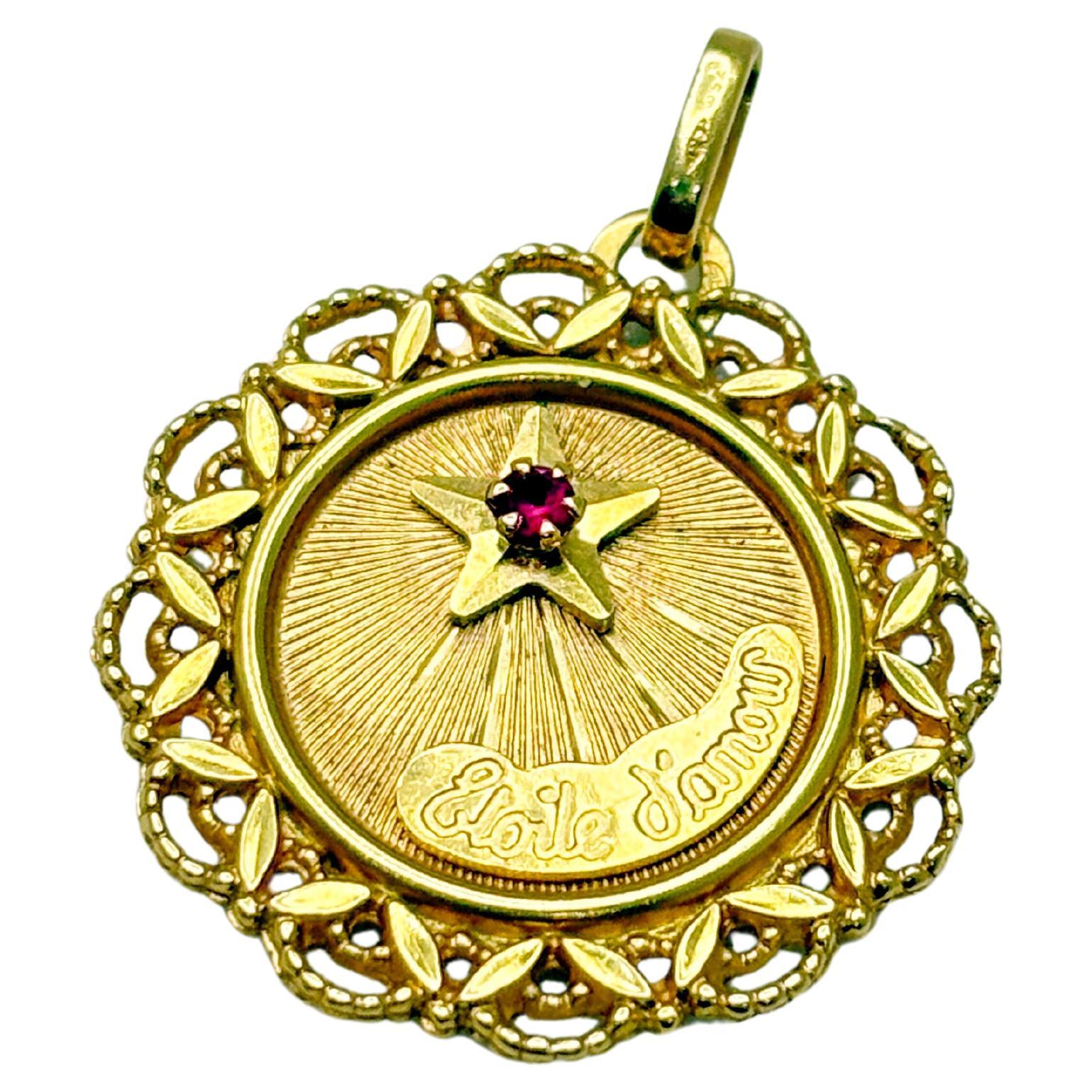 Pendentif vintage en or 18k "Étoile d'Amour" - Médaille d'amour française par Perroud, Lyon en vente