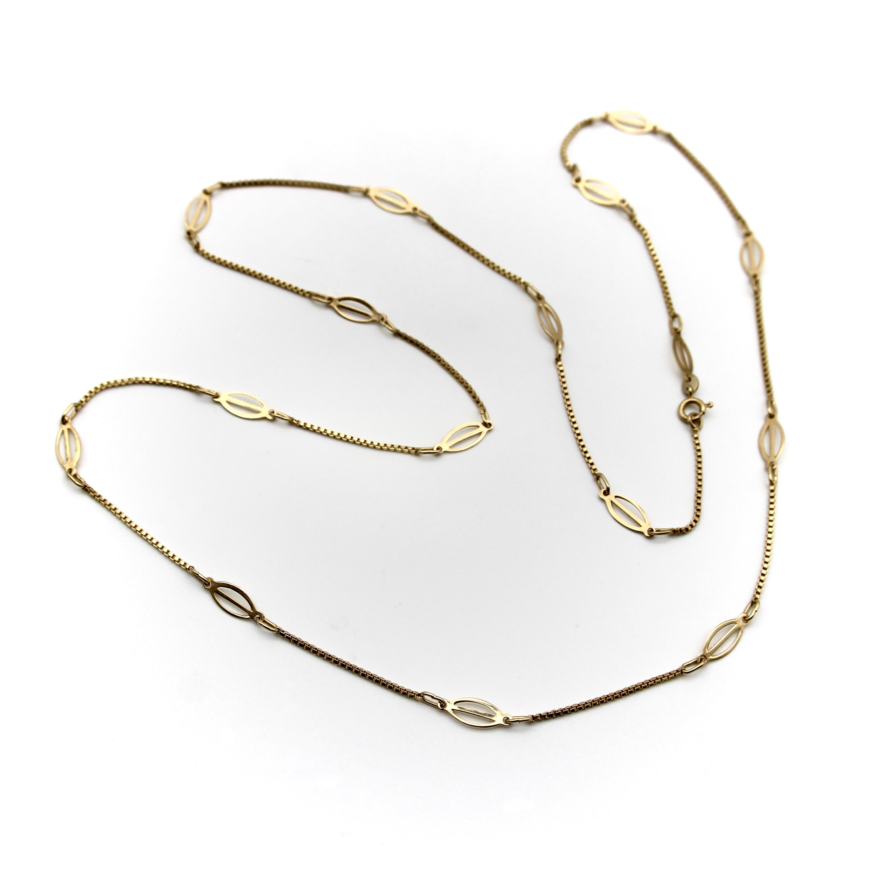Vintage 18K Gold Fancy Link Station Italian Chain For Sale 2