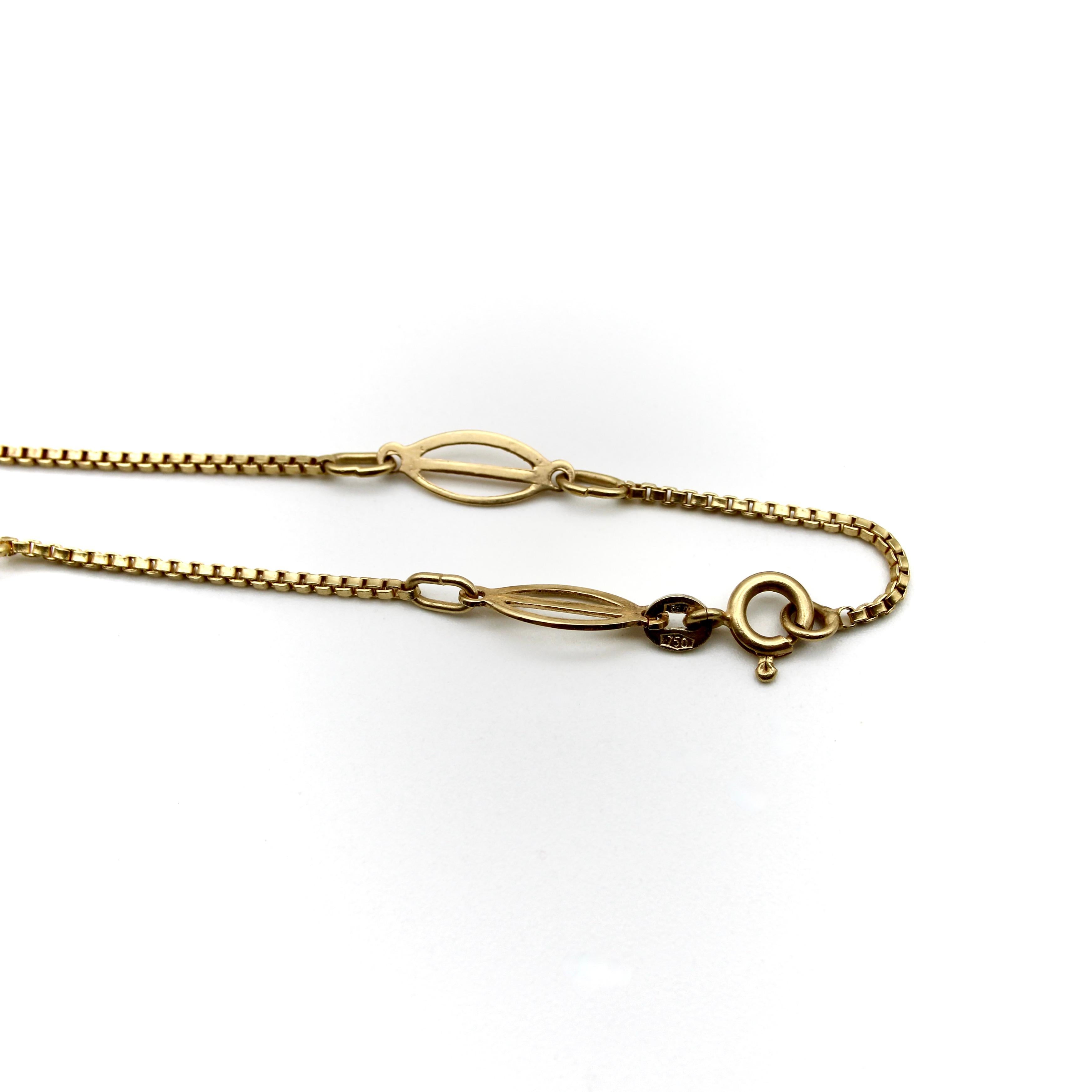 Vintage 18K Gold Fancy Link Station Italian Chain For Sale 3