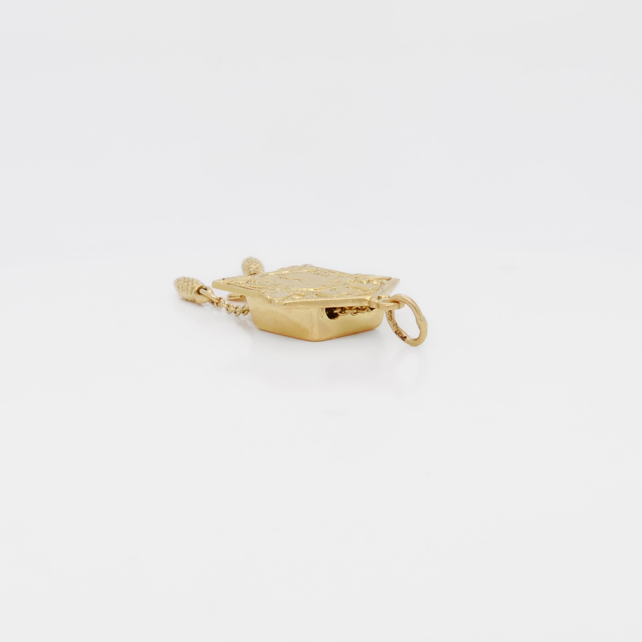 Vintage 18k Gold Figural Cuckoo Clock Charm for a Bracelet 8