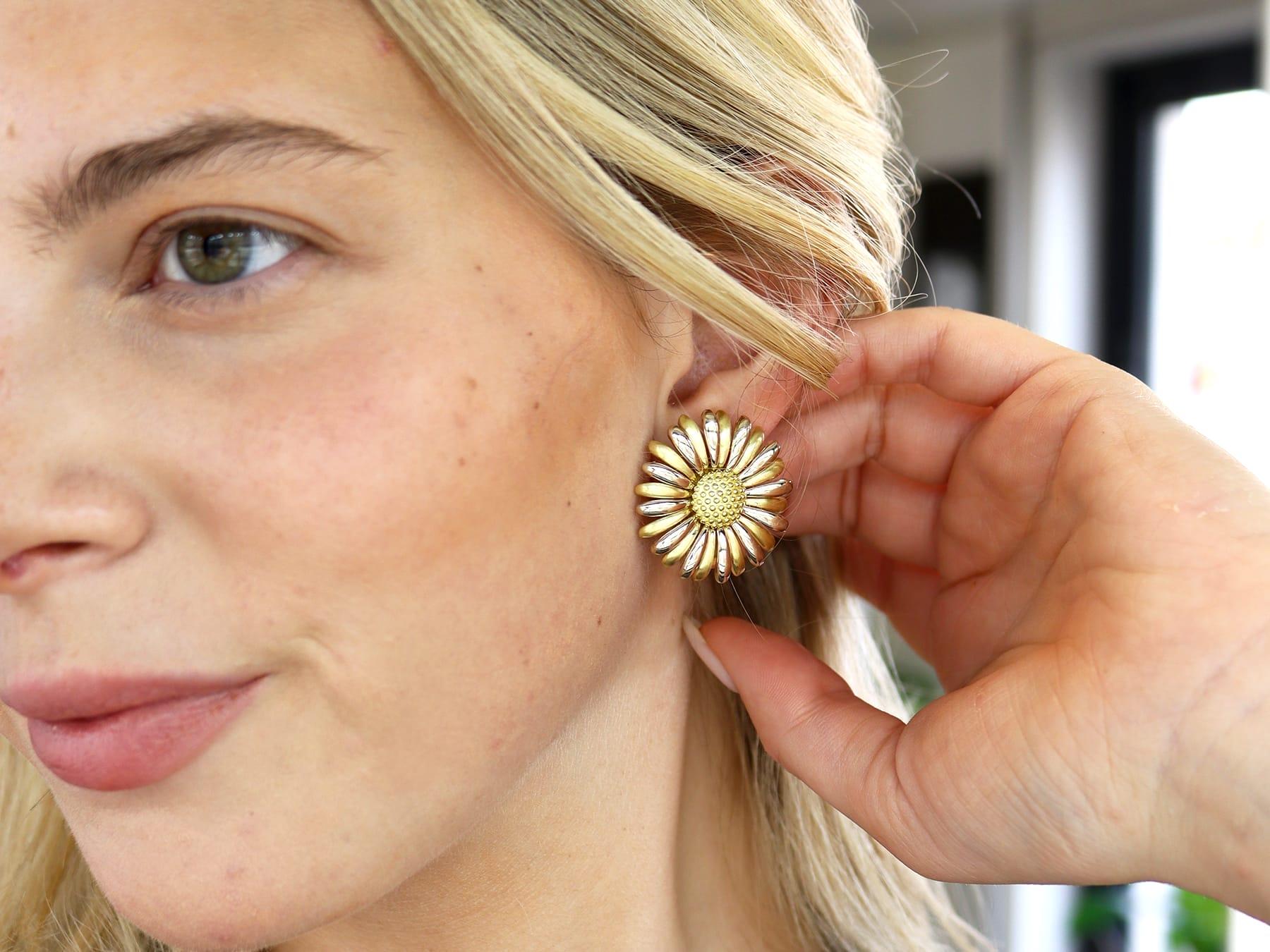 Vintage 18k Gold Floral Earrings by Asprey & Garrard Circa 1990 For Sale 2
