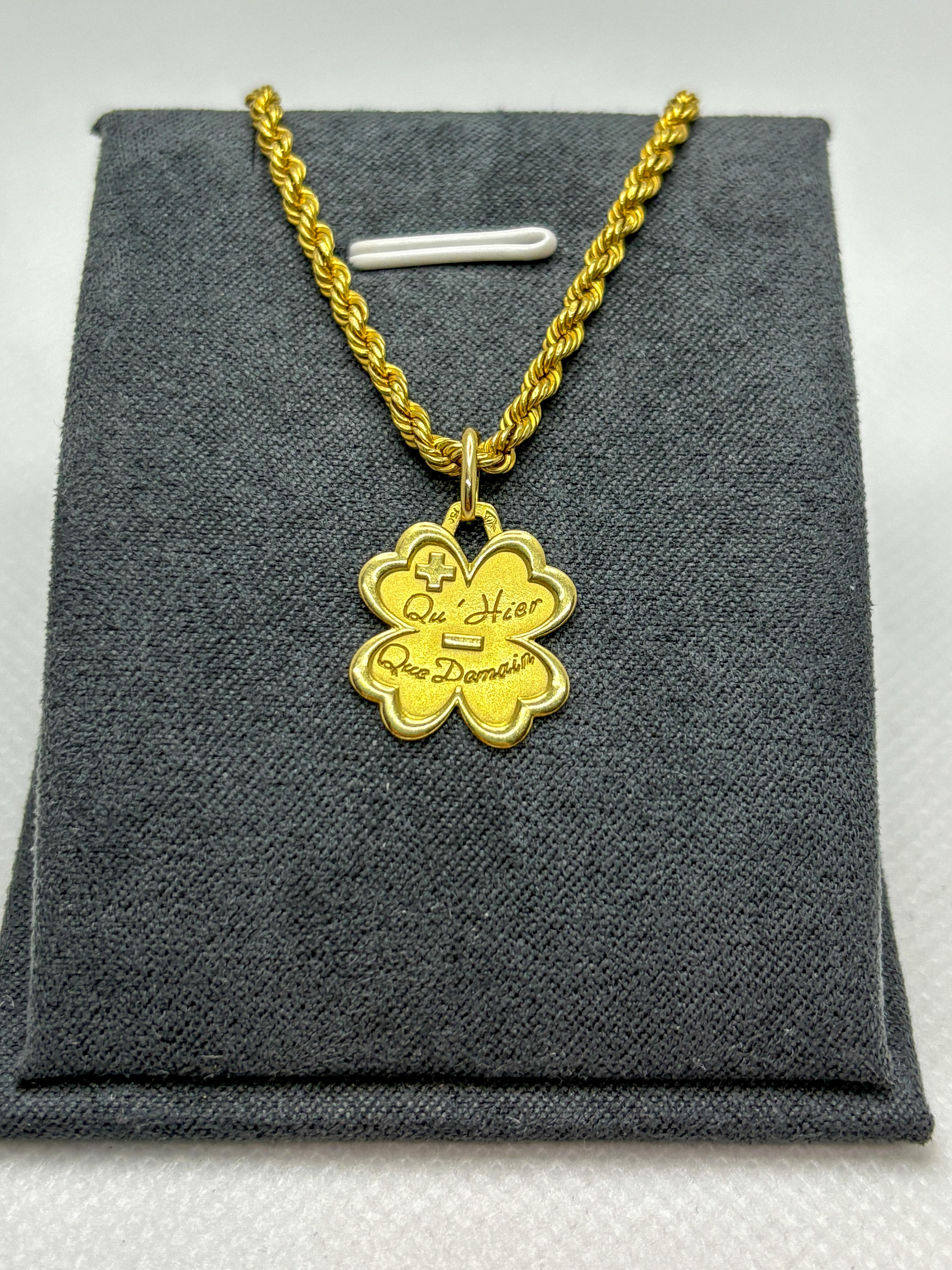 Vintage 18k Gold Four-Leaf Clover 