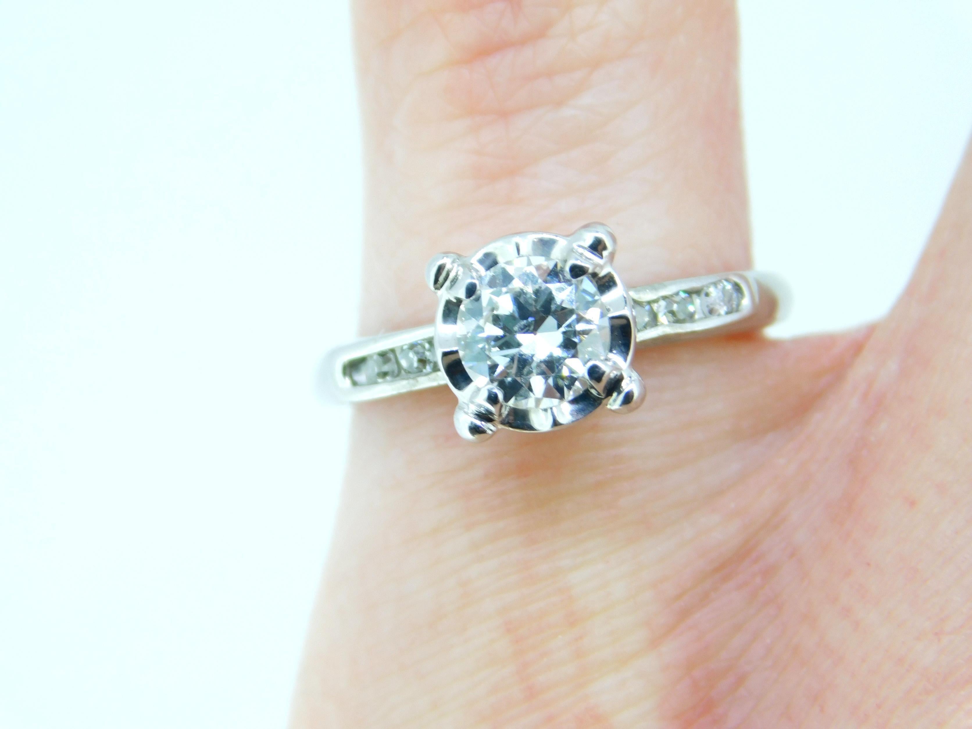 Vintage 18k Gold Genuine Natural Diamond Engagement Ring 3/4ct Total '#J4495' In Excellent Condition For Sale In Big Bend, WI