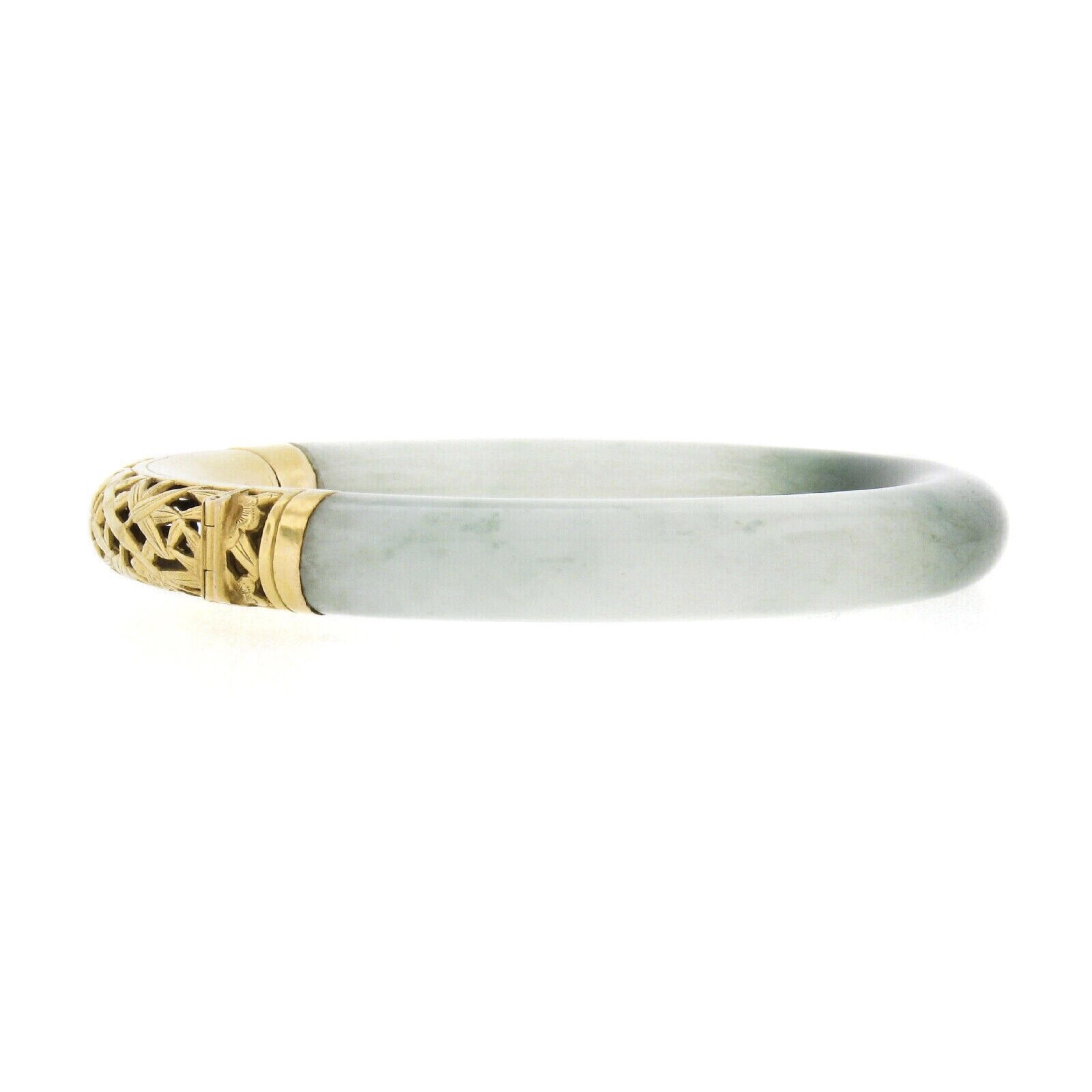 Vintage 18k Gold GIA Bogen Form grün & weiß Jade W / offene Arbeit Armreif Armband (Halbmondschliff) im Angebot
