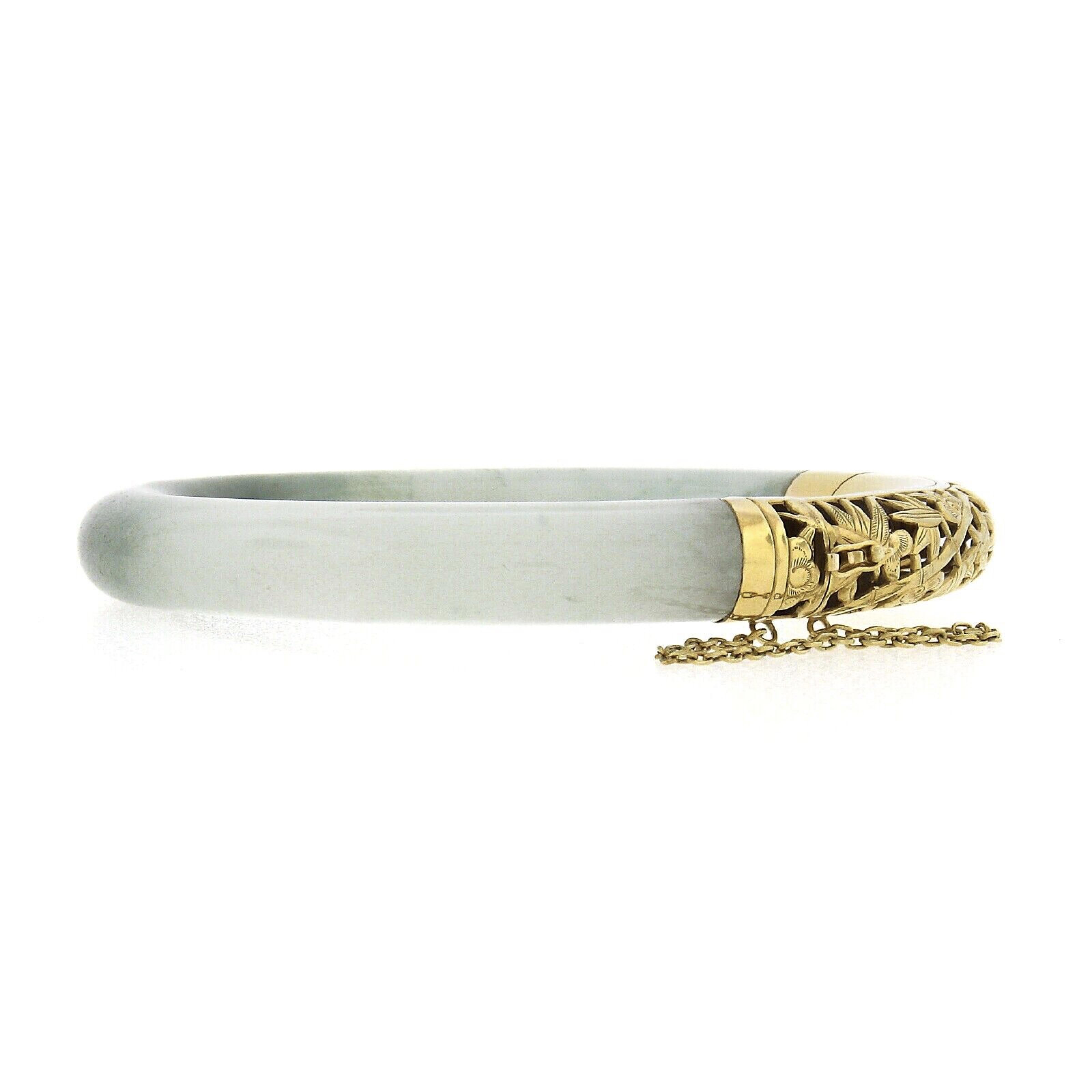 Vintage 18k Gold GIA Bogen Form grün & weiß Jade W / offene Arbeit Armreif Armband im Zustand „Gut“ im Angebot in Montclair, NJ