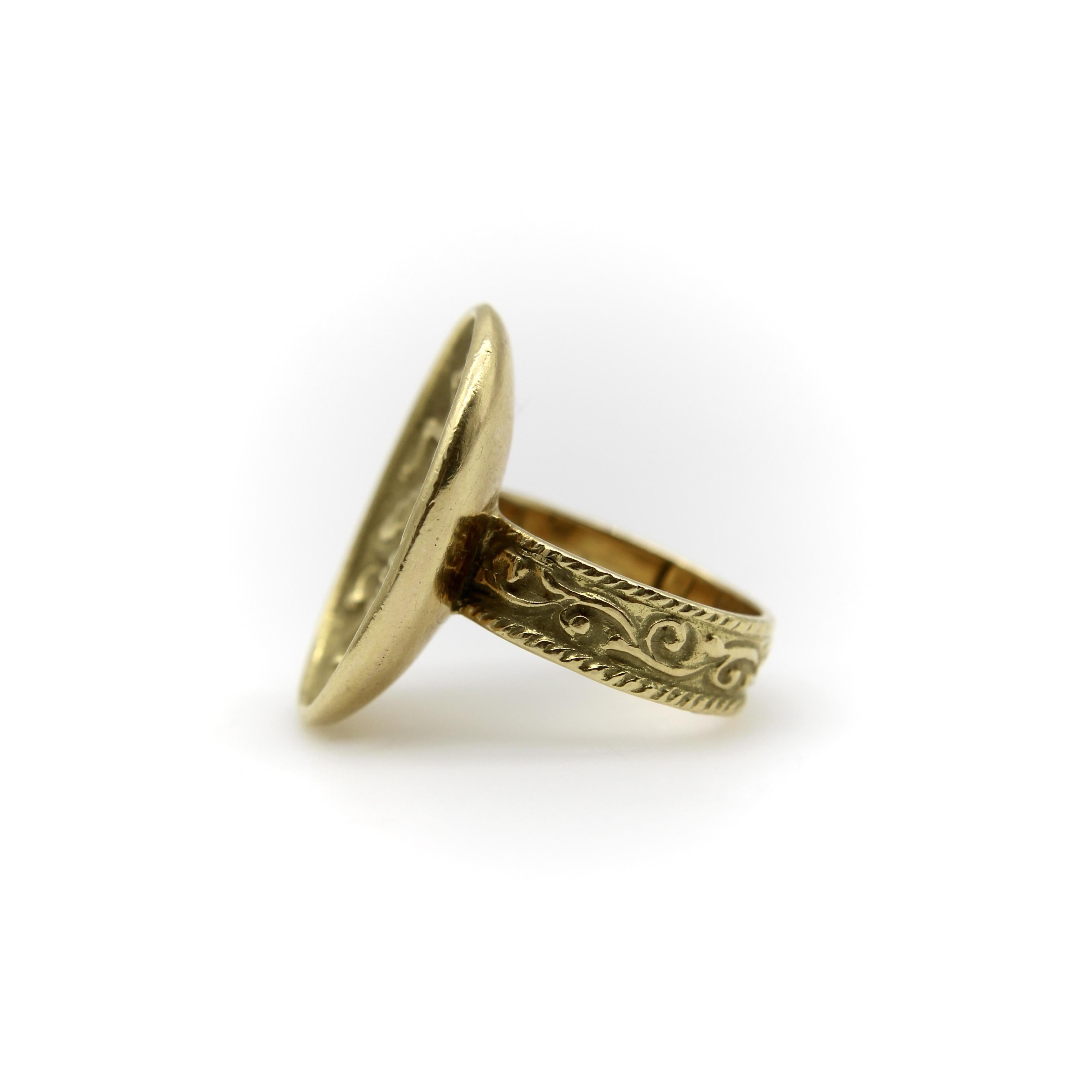 Vintage 18K Gold Greek Honey Bee Signet Ring In Good Condition In Venice, CA