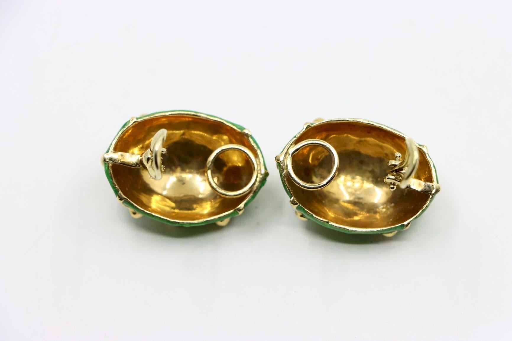 Vintage 18K Gold Green Enamel Earrings For Sale 4