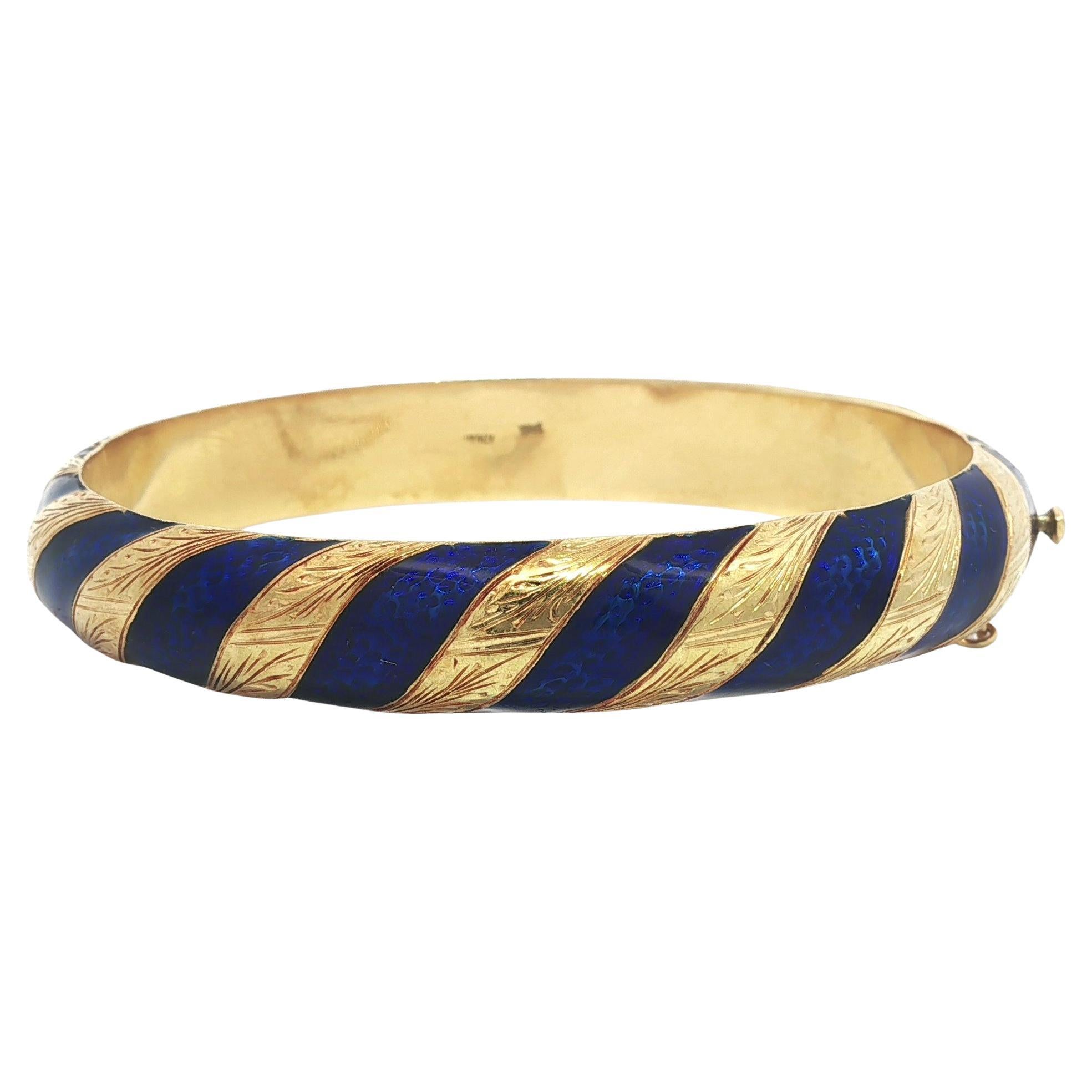 Bracciale a cerniera in oro 18k inciso a mano con smalto blu alternato Vintage By