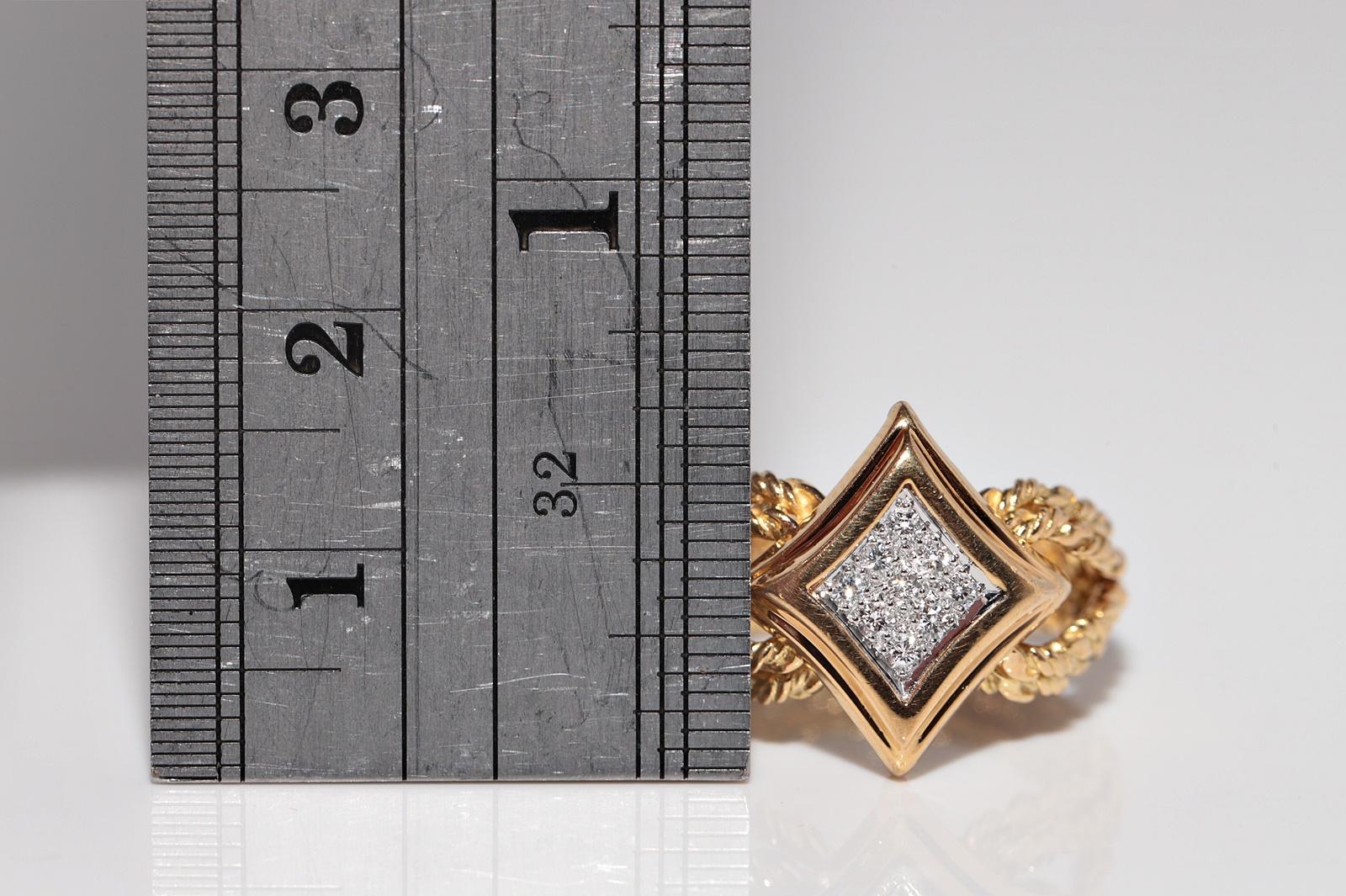 Anello Navette d'epoca in oro 18 carati con diamanti naturali decorati e lavorati a mano in vendita 5