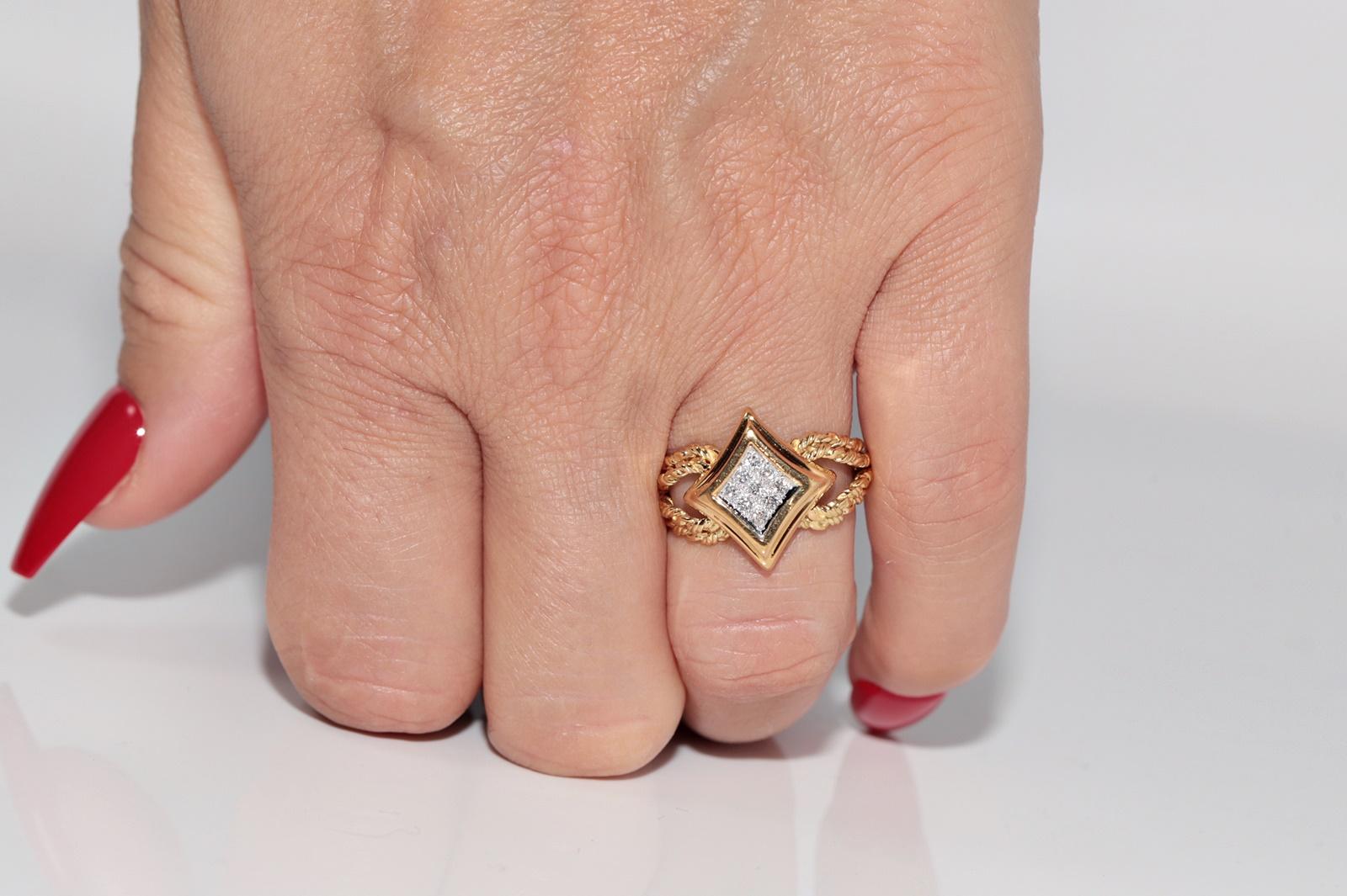 Anello Navette d'epoca in oro 18 carati con diamanti naturali decorati e lavorati a mano in vendita 8