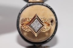 Vintage 18k Gold Handcrafted Natural Diamond Decorated Navette Ring