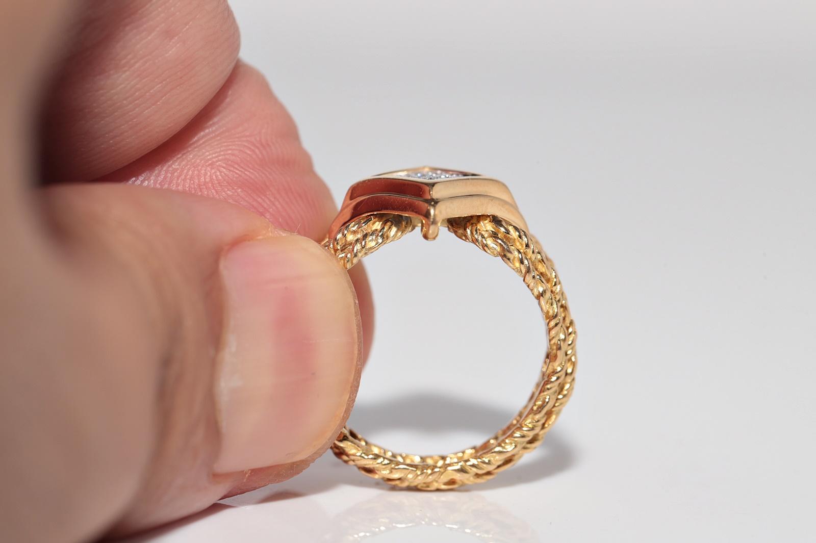 Anello Navette d'epoca in oro 18 carati con diamanti naturali decorati e lavorati a mano in vendita 1
