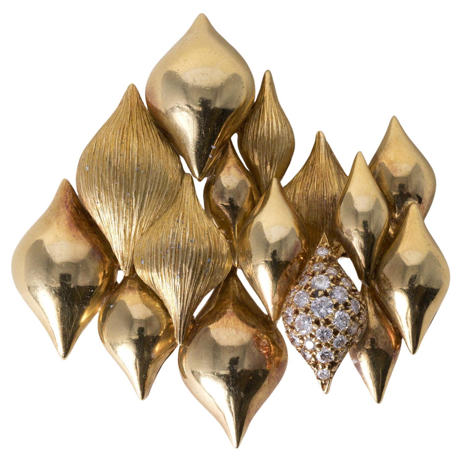 Broche Vintage en or 18K Henry Dunay avec diamants texturés