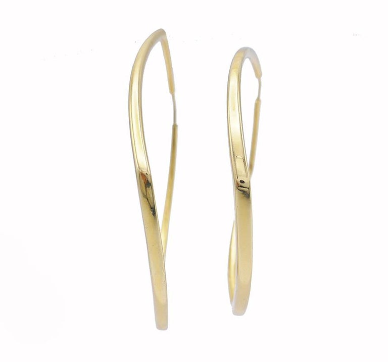 Vintage 18k Gold Hoop Earrings, Italy For Sale 2
