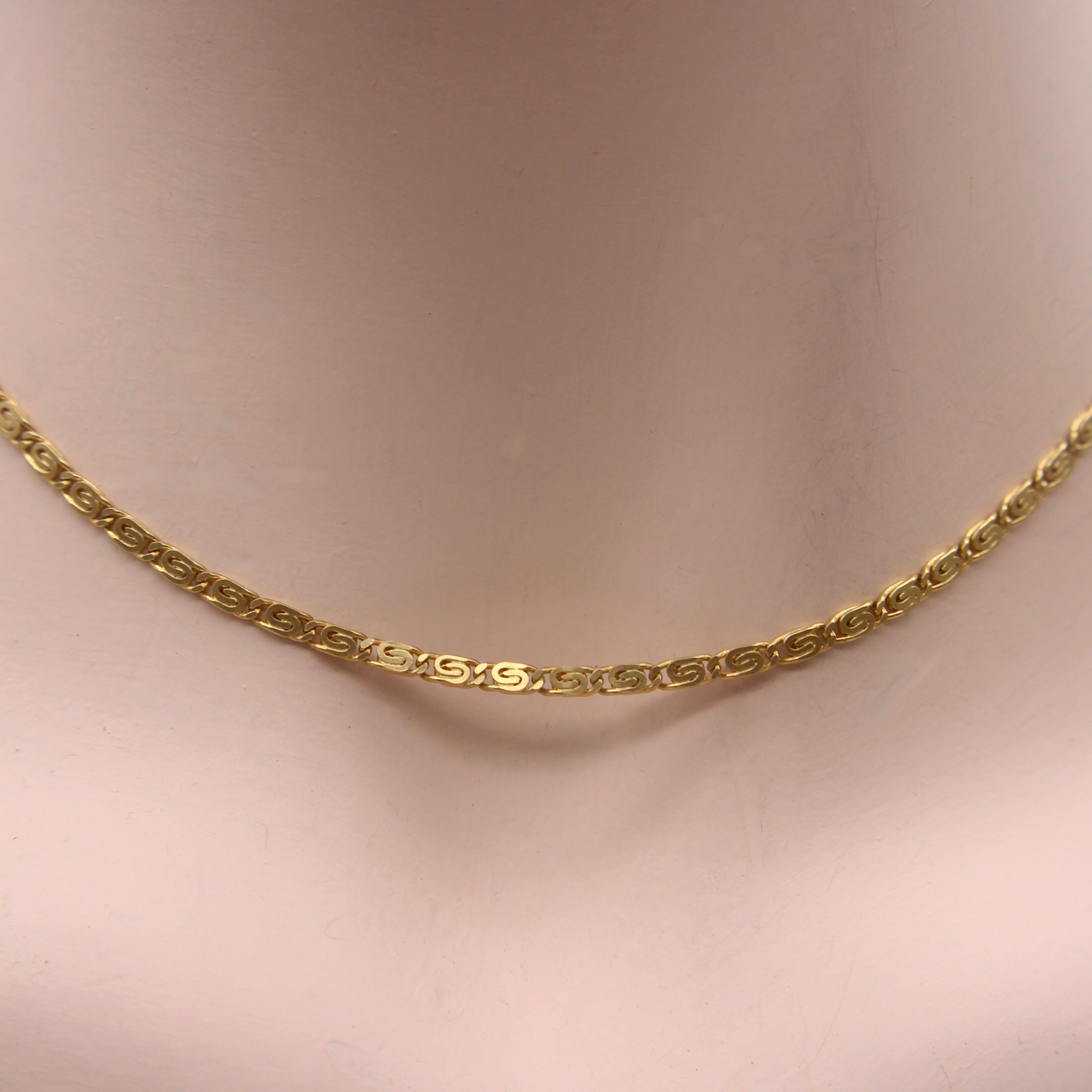 Vintage 18K Gold Italian Flattened Byzantine Link Chain In Good Condition In Venice, CA