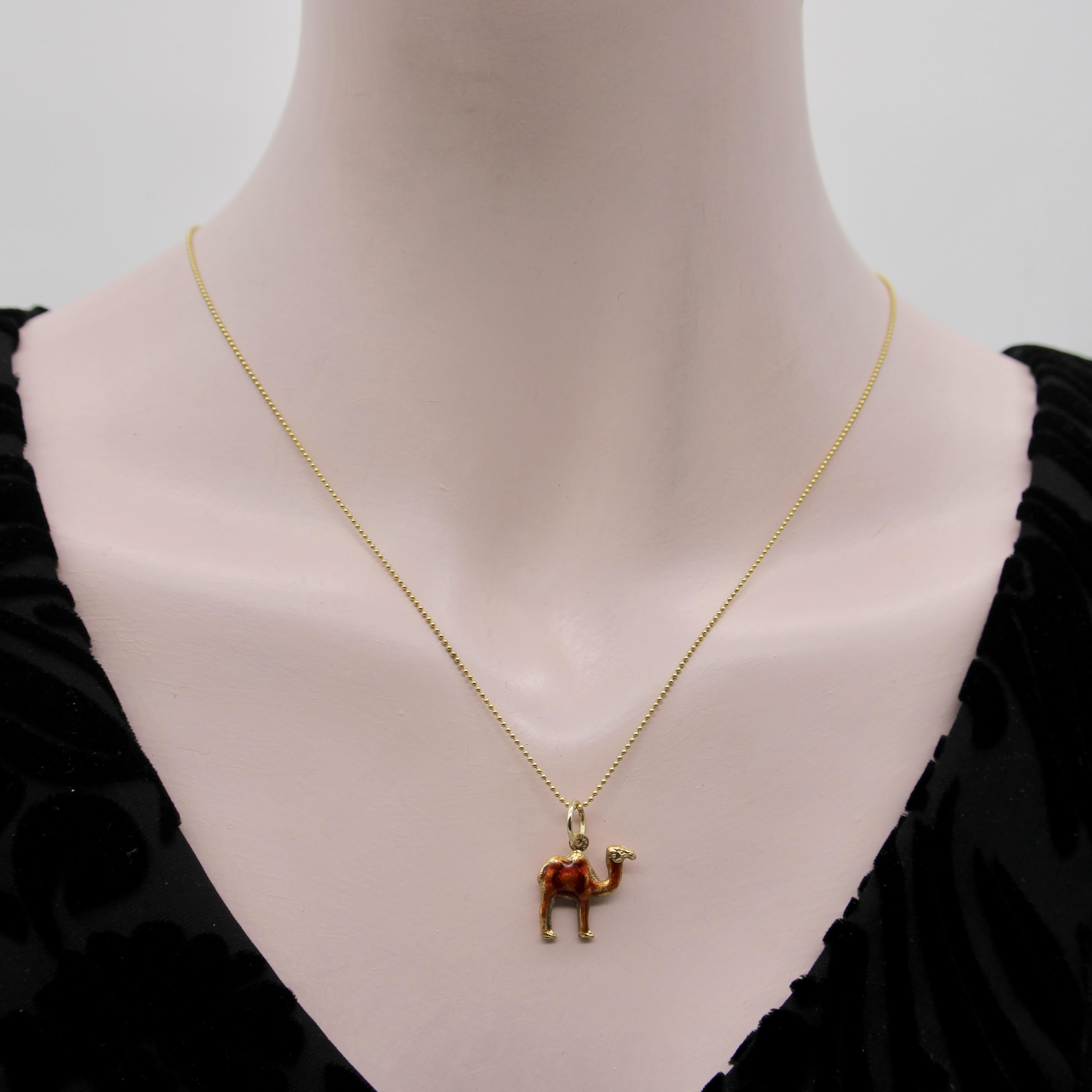 Vintage 18K Gold Joe Cool Camel Enamel Charm 1