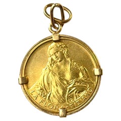 Vintage 18K Gold La Flora Tiziano Medallion Pendant, Italy, 20mm