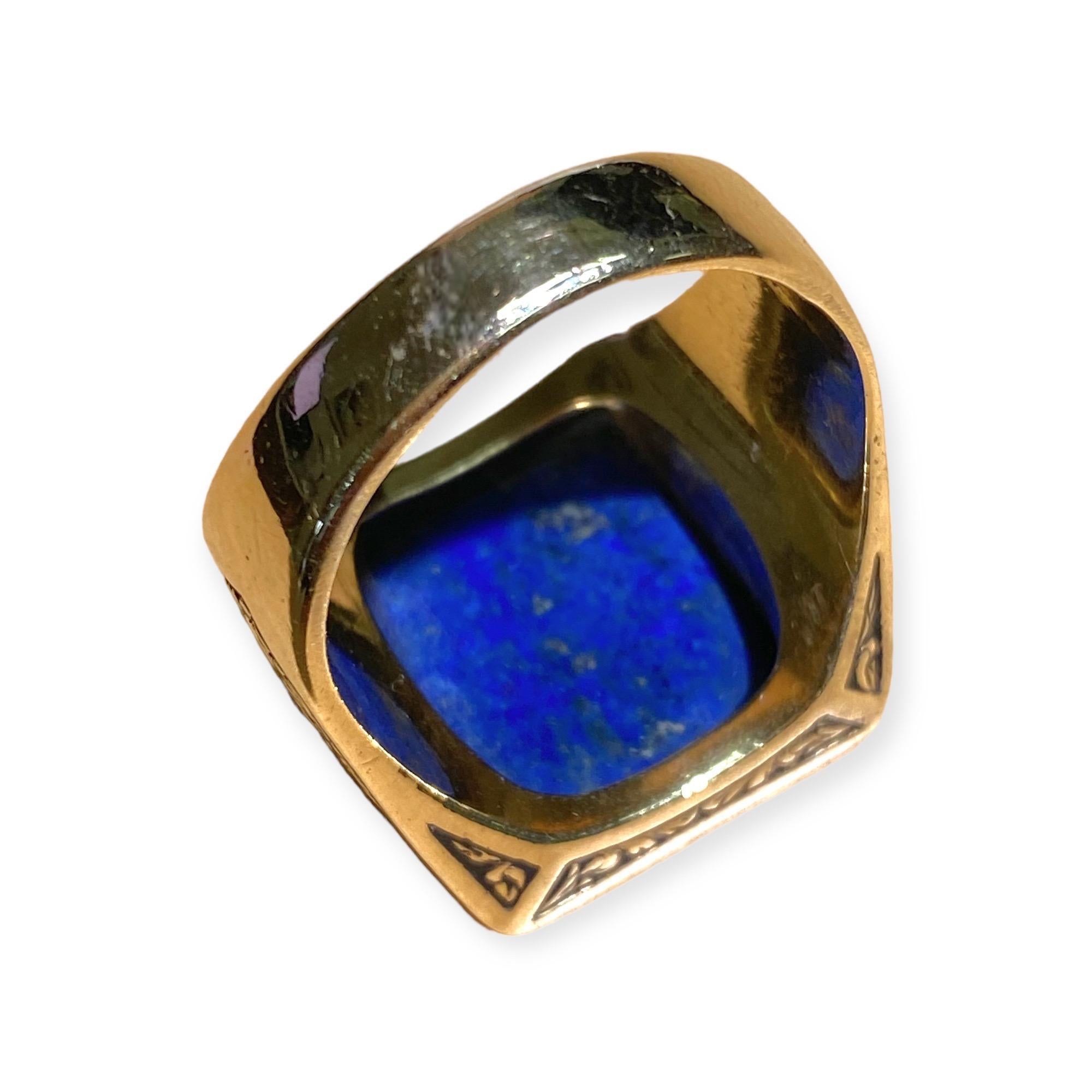 Vintage 18K Gold Lapis Lazuli Signet Ring For Sale 1