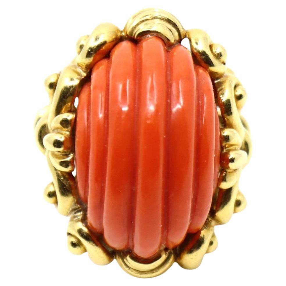 Vintage 18K Gold Large Coral Ring
