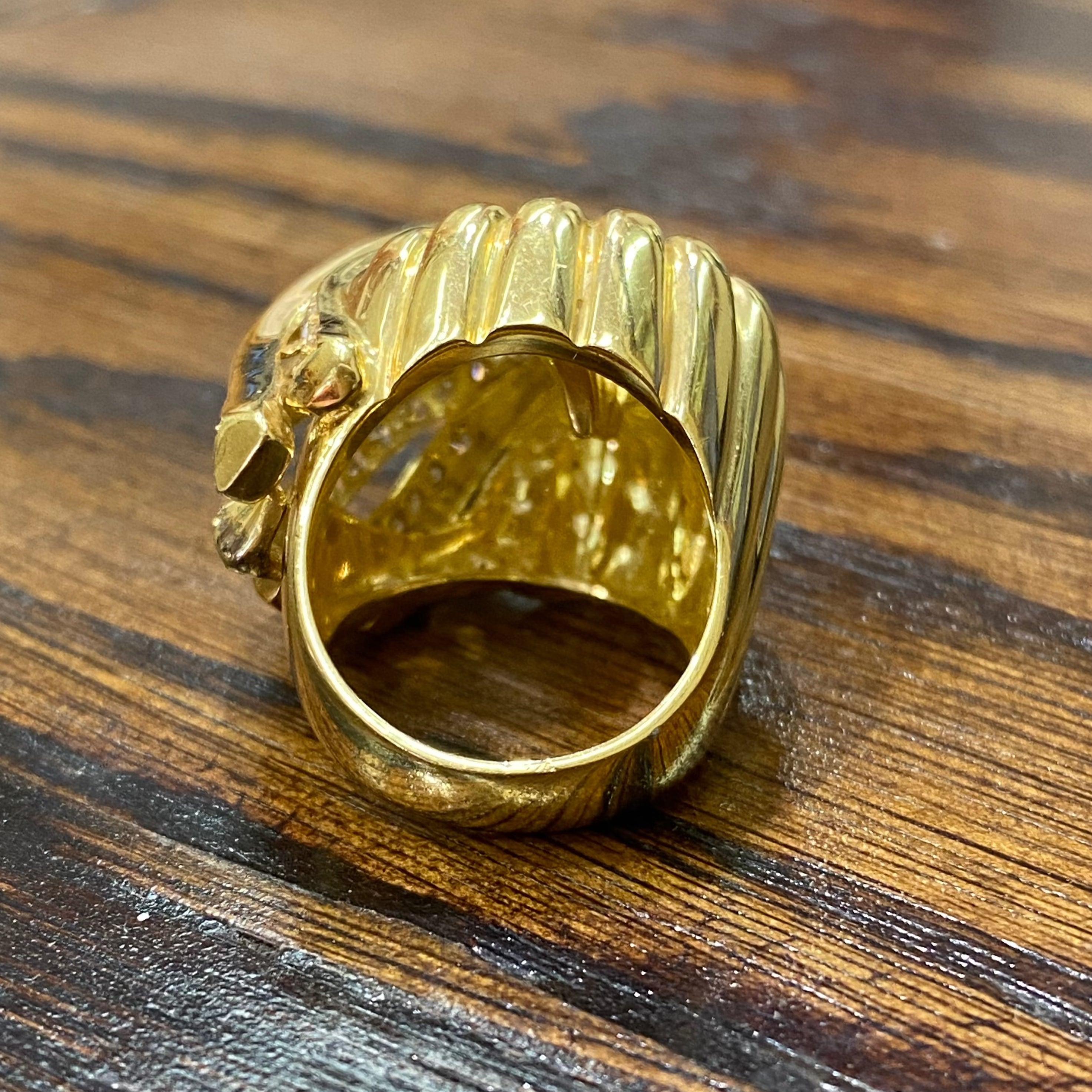 Vintage 18K Gold Large Waterfall Diamond Cocktail Ring In Good Condition For Sale In Henderson, NV