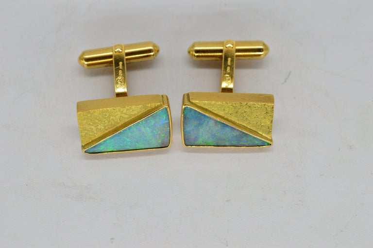 Photo inspiration: Fresh Look at Vintage 18K Gold Lightning Ridge Black Opal Brutalist Art Deco