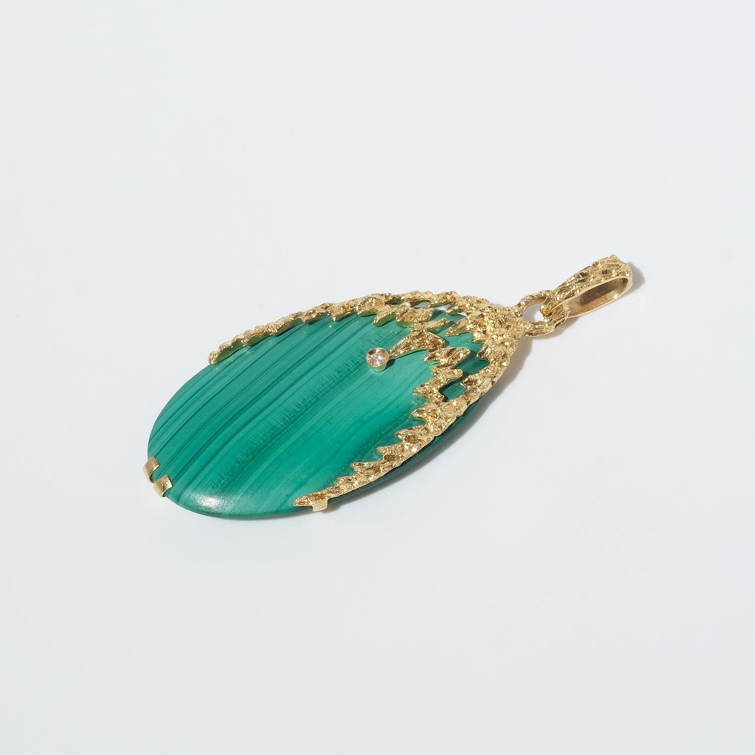 Women's or Men's Vintage 18k Gold, Malachite and Diamond Pendant For Sale