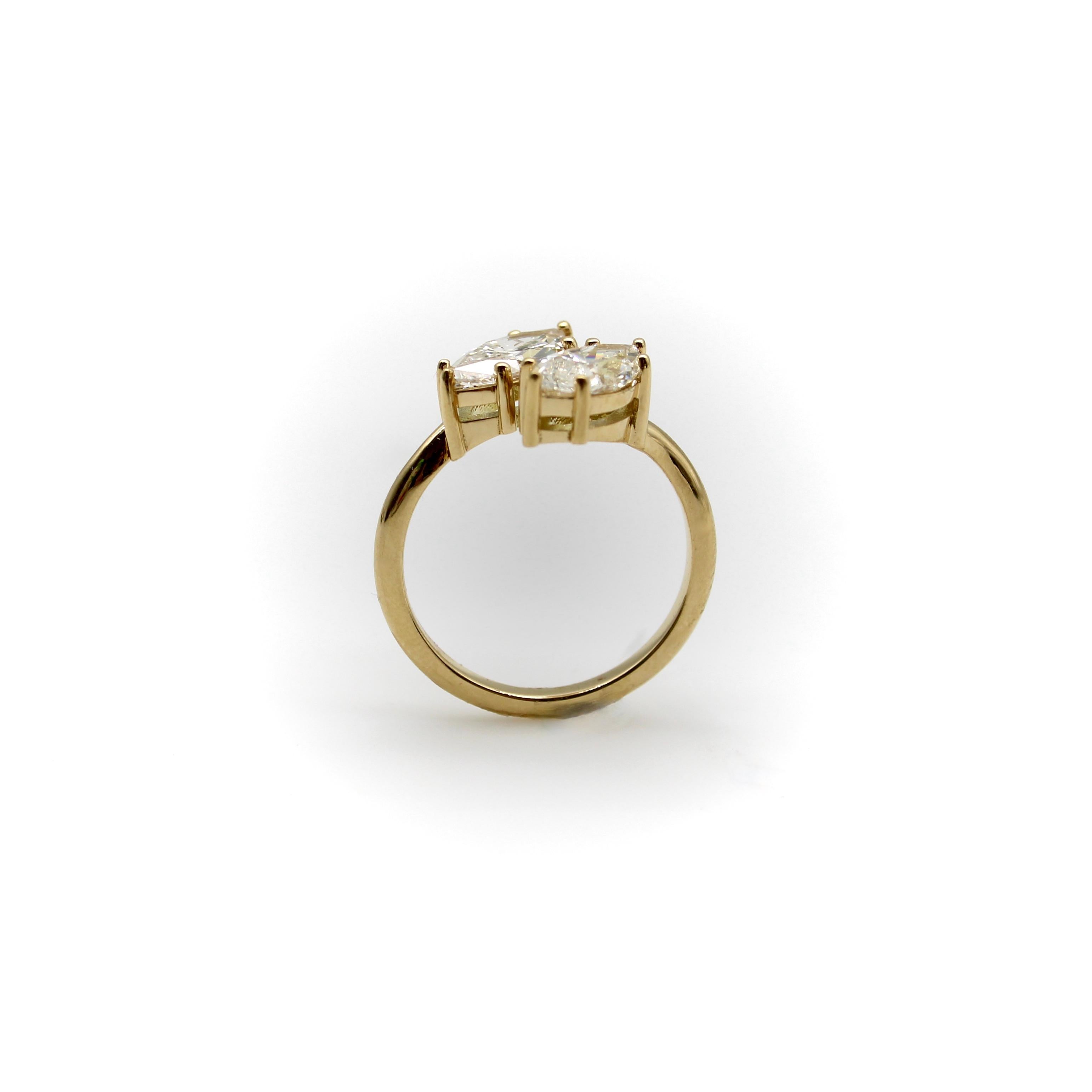 Vintage 18K Gold Marquise Diamant Bypass Ring im Angebot 2