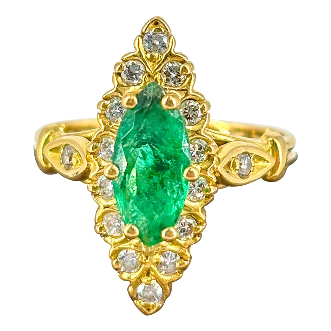 Vintage 18k Gold Marquise Emerald and Diamond Halo Méditerranée Cocktail Ring For Sale
