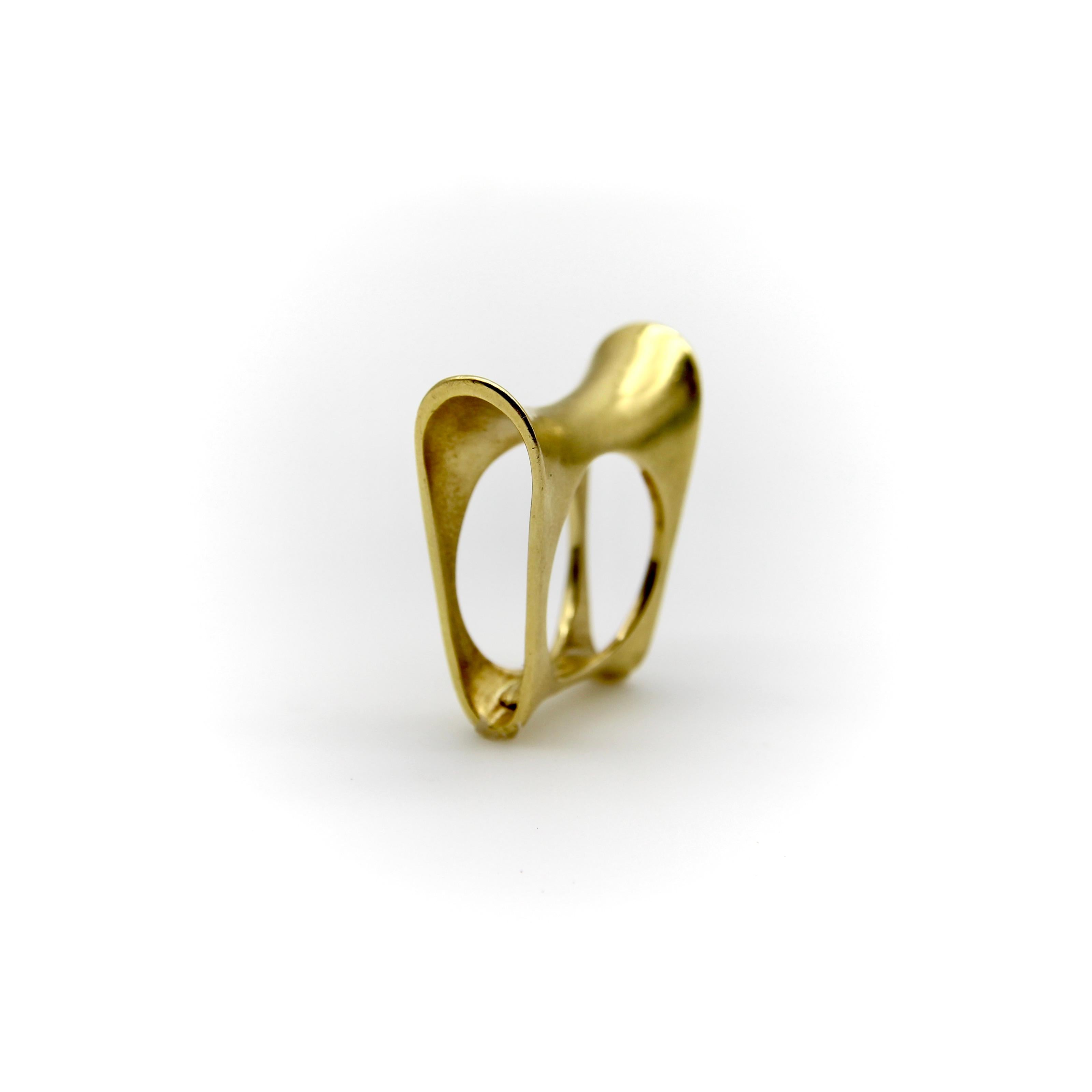 Vintage 18K Gold Modernist Saddle Ring In Good Condition For Sale In Venice, CA