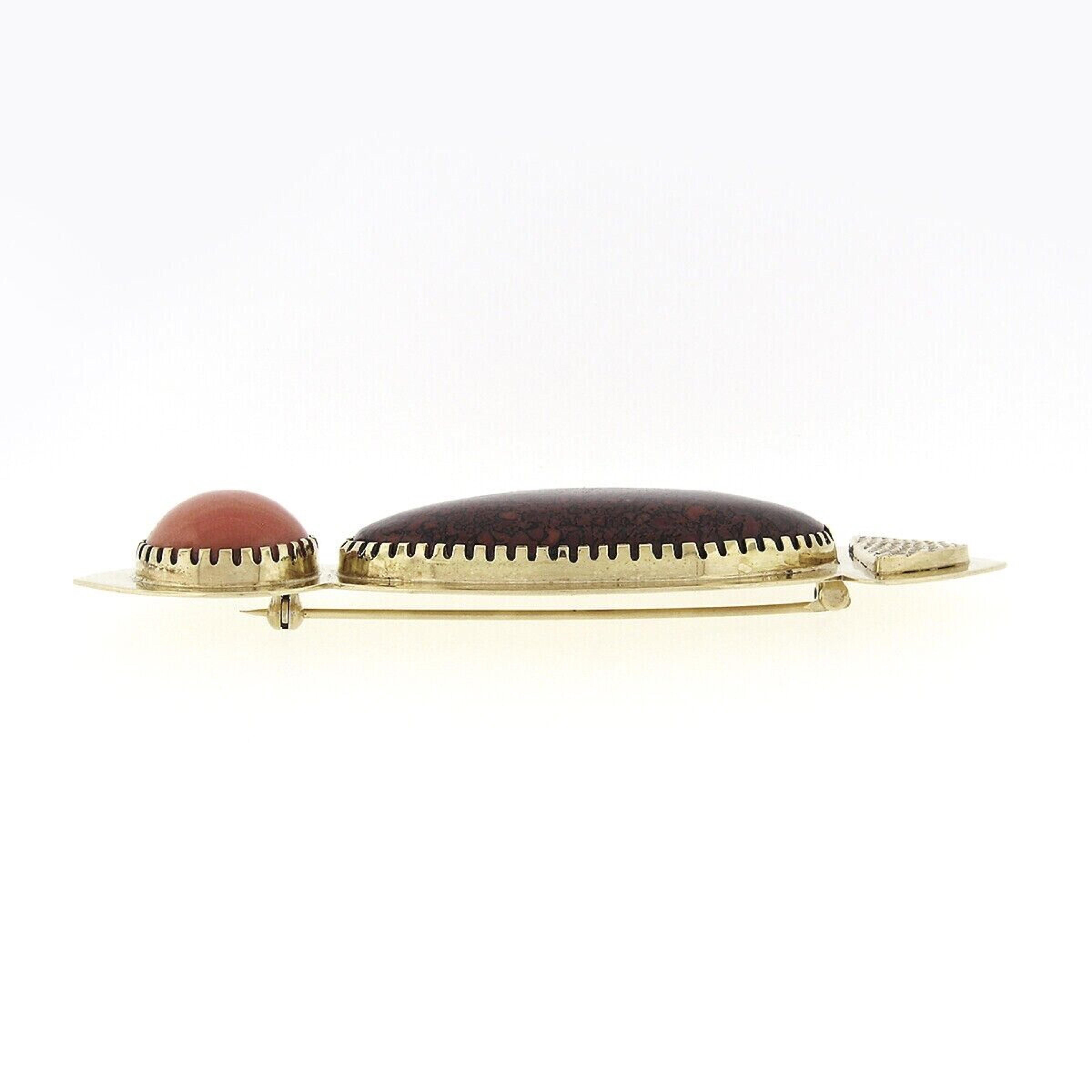 Women's or Men's Vintage 18k Gold Multi Prong Agate & Cabochon Coral Modernist Large Brooch Pin For Sale