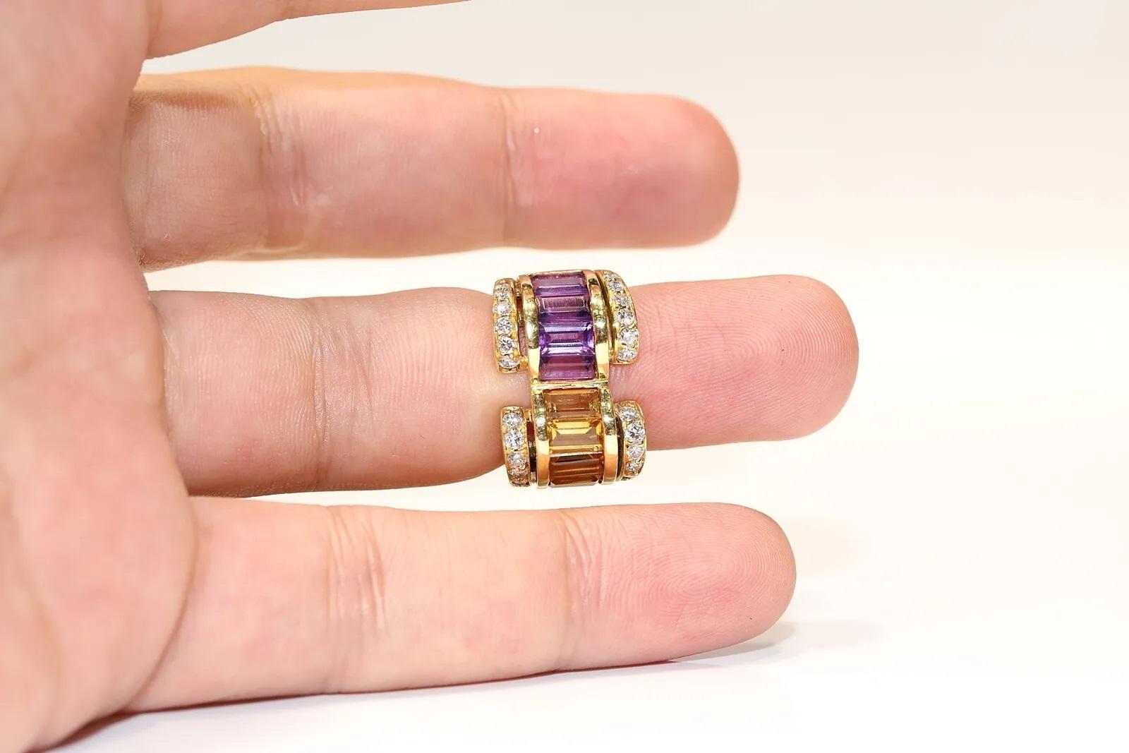 Vintage 18k Gold Natural Diamond And Amethyst Topaz Decorated Tank Ring For Sale 2