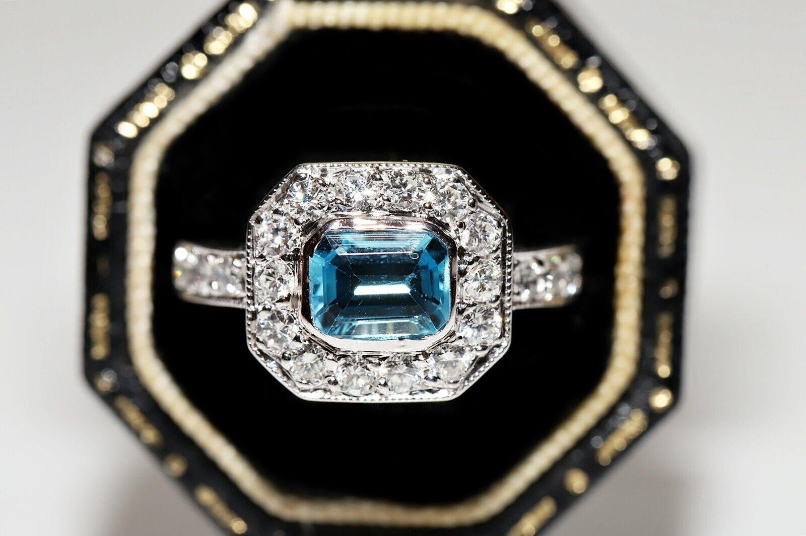 Vintage 18k Gold Natural Diamond And AquaMarine Decorated Ring  For Sale 6