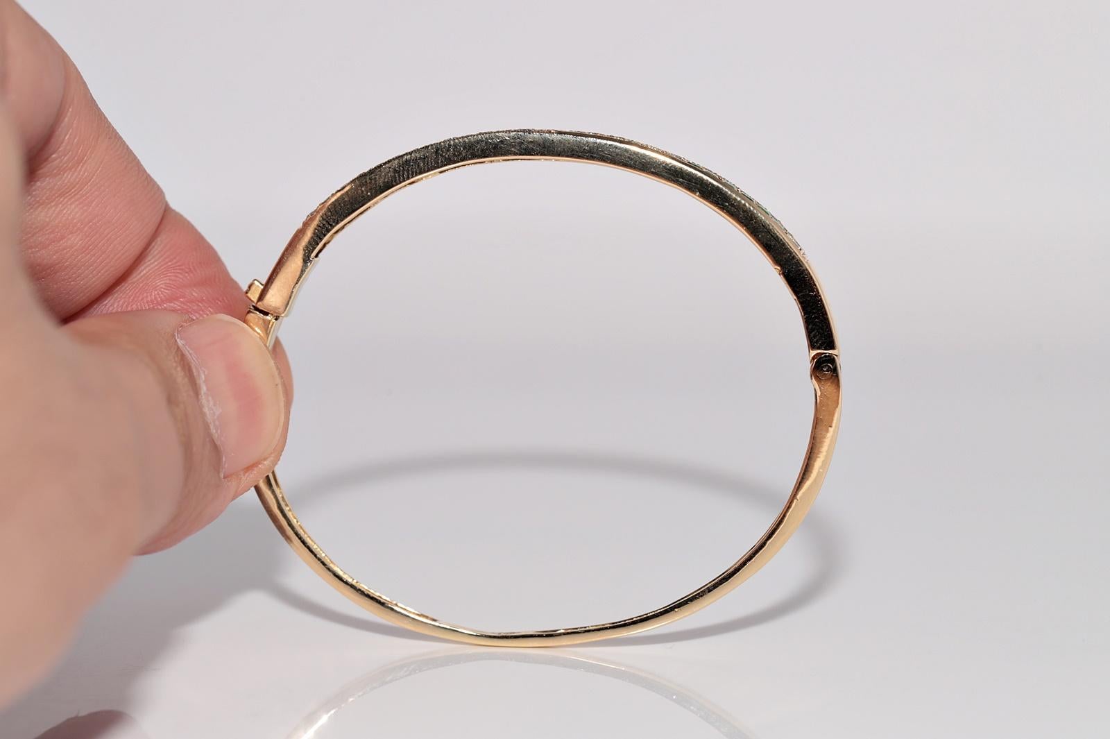 Bracciale vintage in oro 18k con diamanti naturali e smeraldi taglio baguette in vendita 3