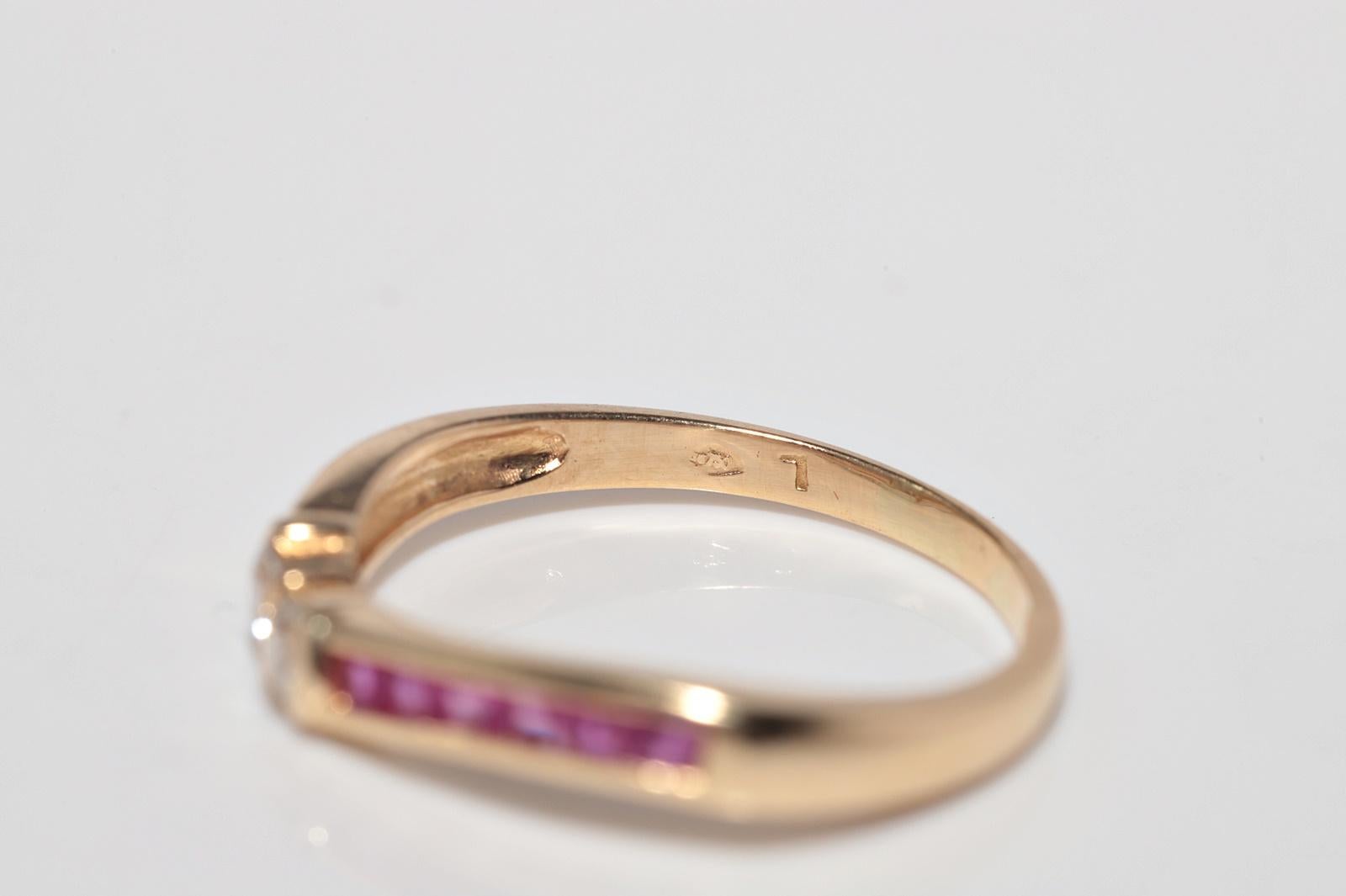 Vintage 18k Gold natürlichen Diamanten und Kaliber geschnitten Rubin dekoriert Band Ring im Angebot 4