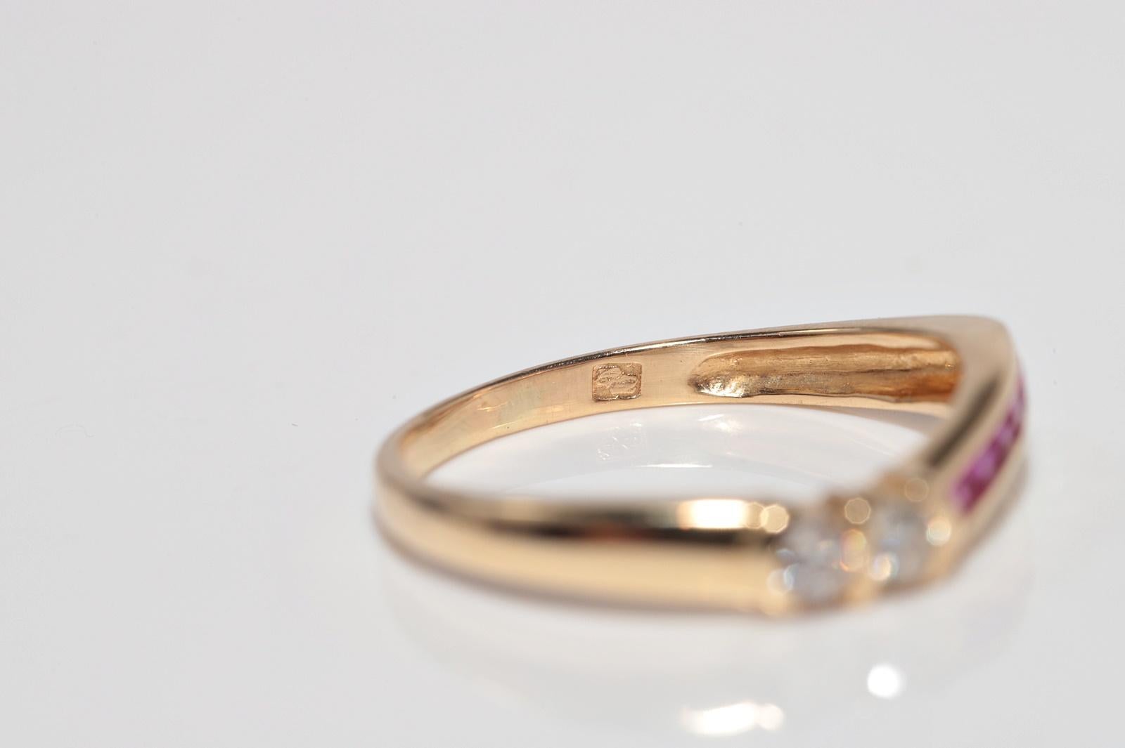 Vintage 18k Gold natürlichen Diamanten und Kaliber geschnitten Rubin dekoriert Band Ring im Angebot 5