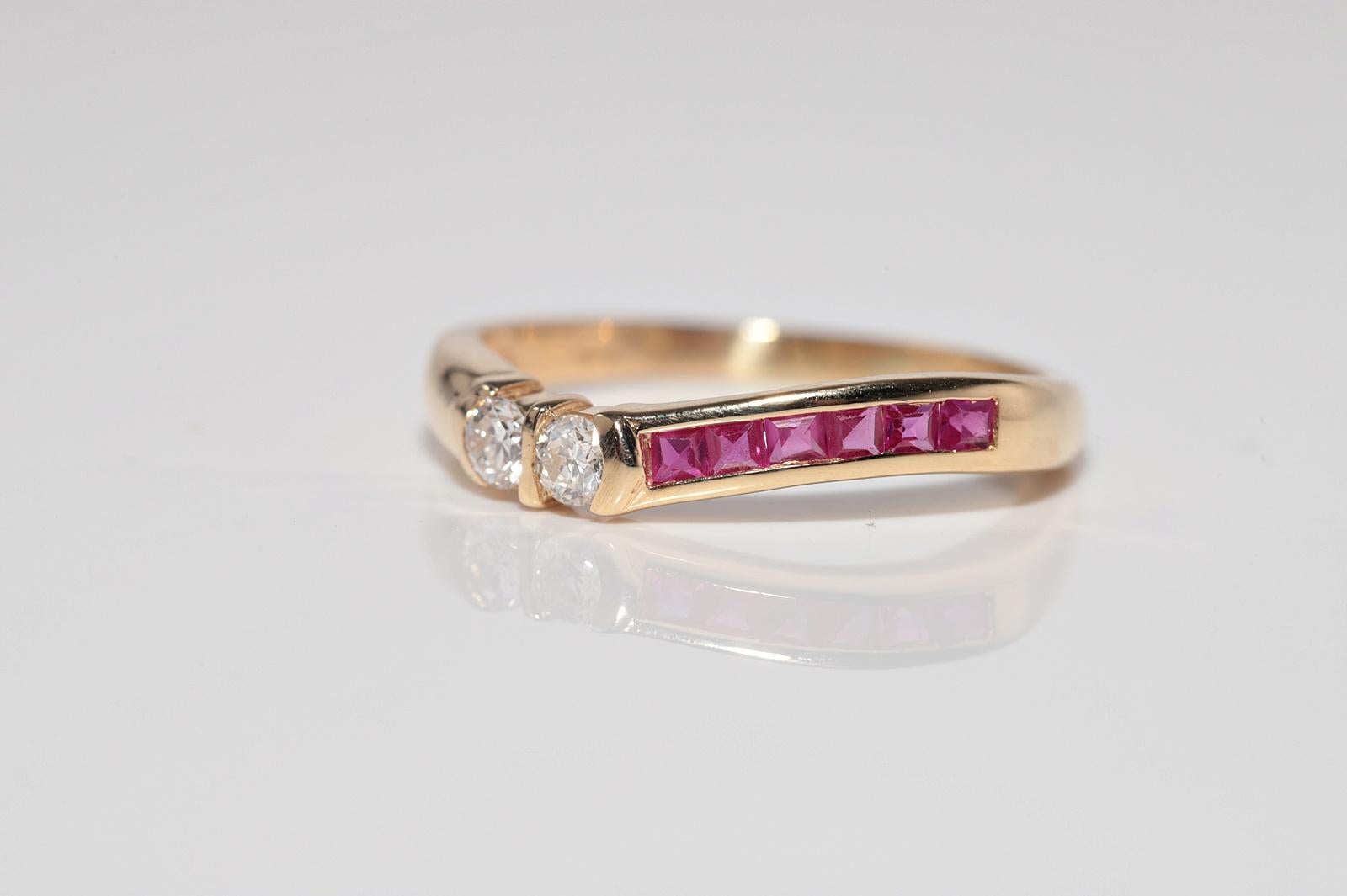 Vintage 18k Gold natürlichen Diamanten und Kaliber geschnitten Rubin dekoriert Band Ring im Zustand „Gut“ im Angebot in Fatih/İstanbul, 34