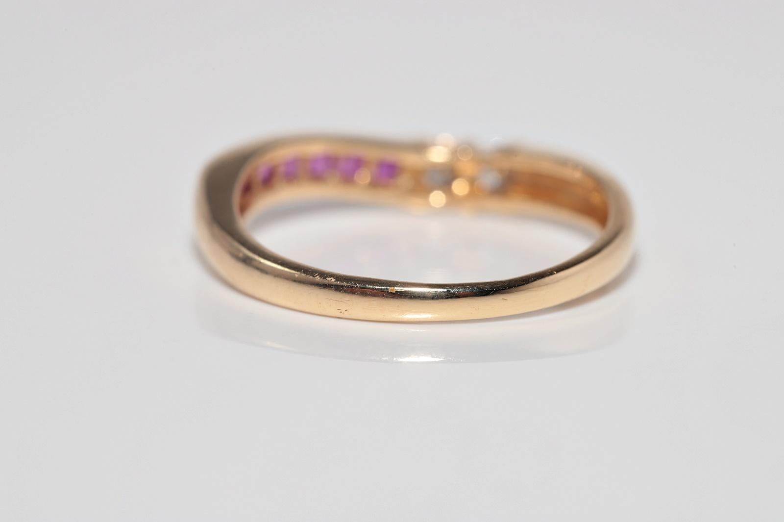 Vintage 18k Gold natürlichen Diamanten und Kaliber geschnitten Rubin dekoriert Band Ring im Angebot 3